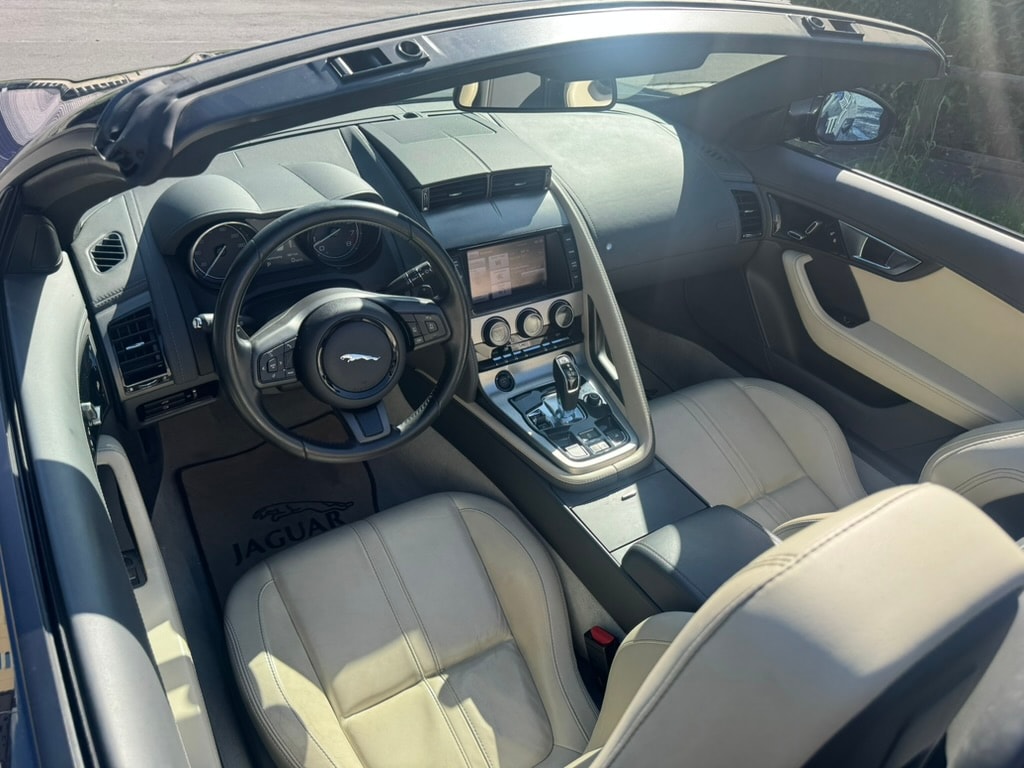 JAGUAR F-Type Convertible 3.0 V6 S/C-image-3