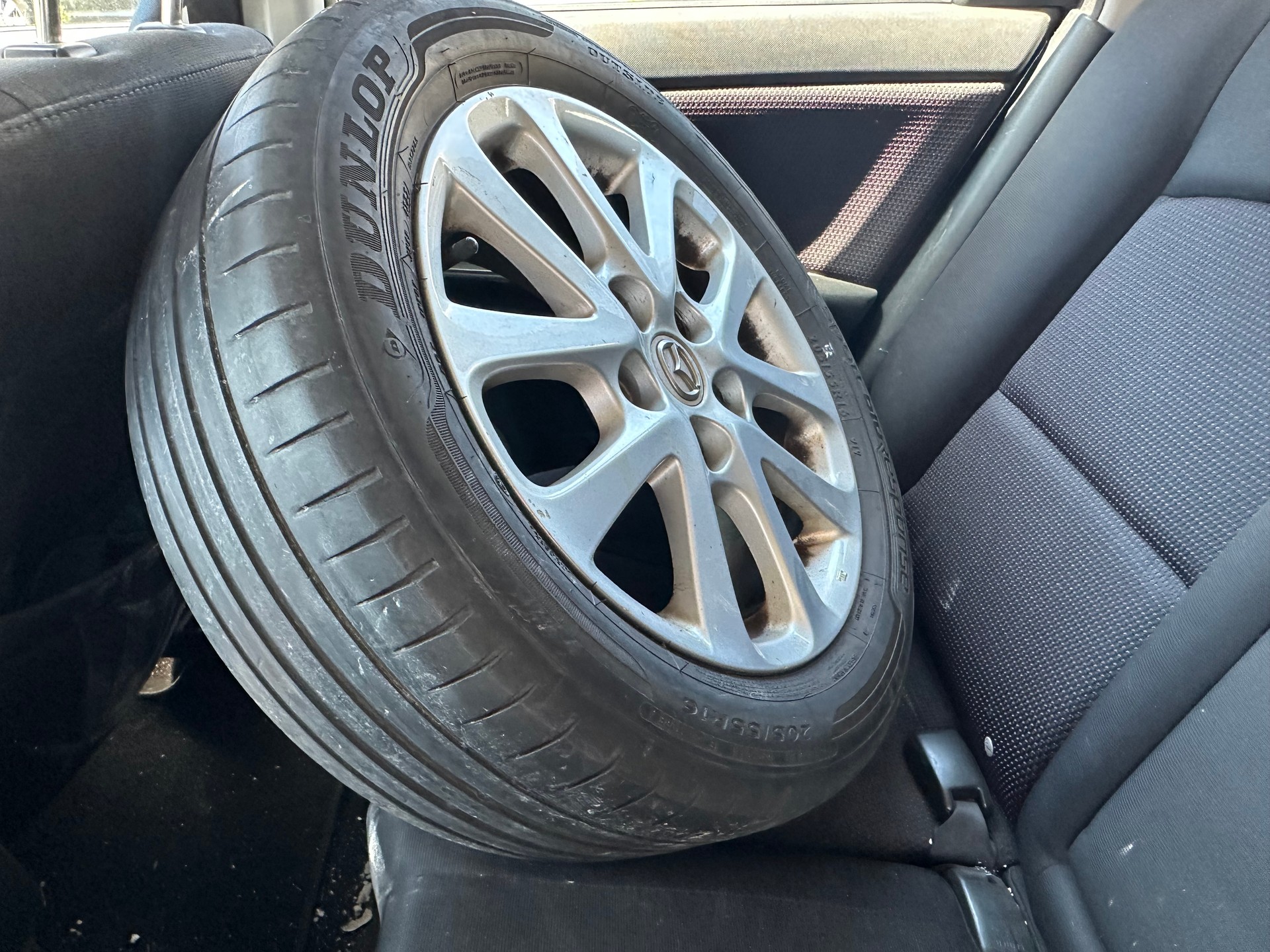 MAZDA 3 1.6 16V Confort-image-8