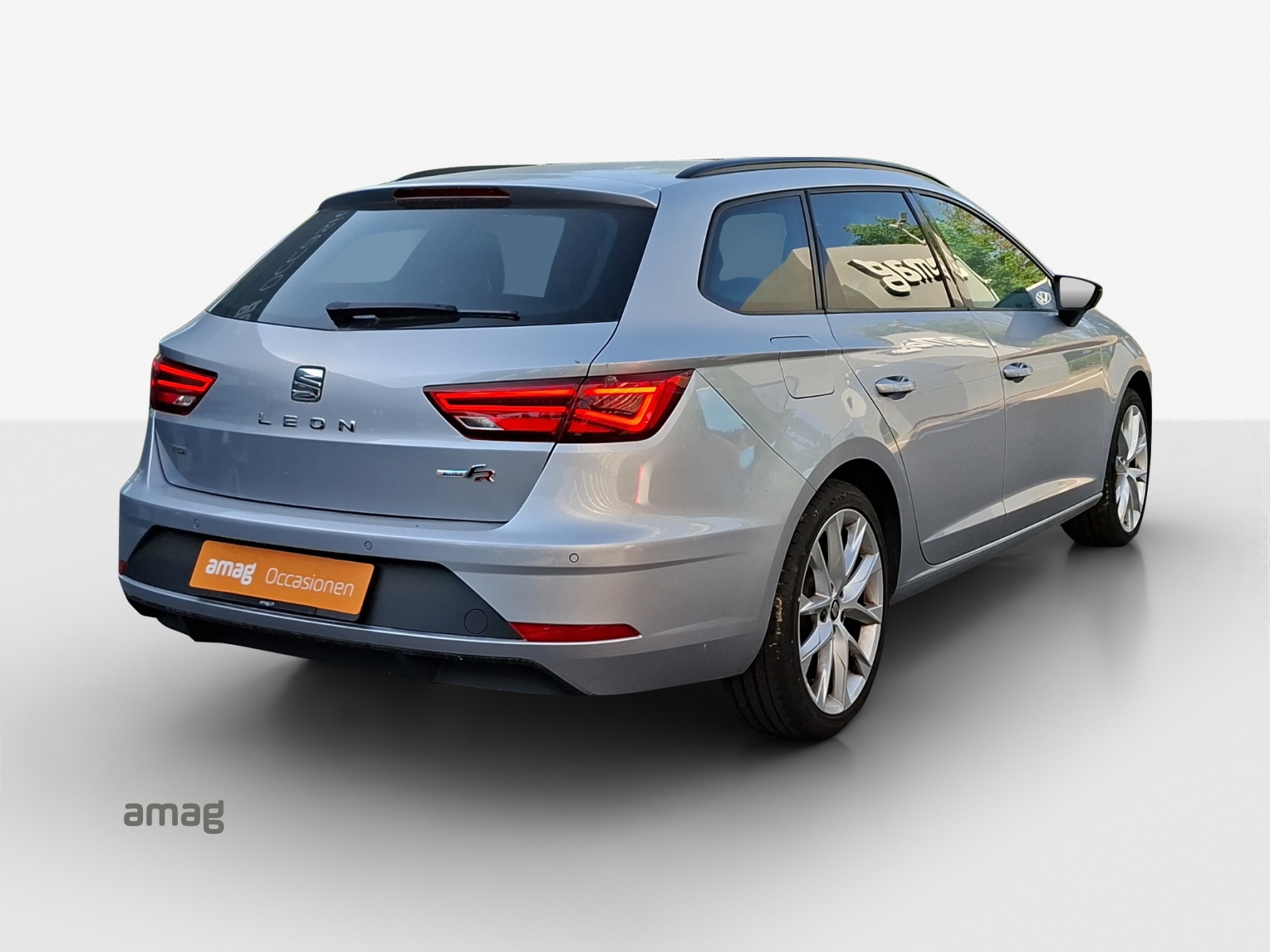 SEAT Leon ST 1.5 TGI CNG SWISS FR-image-4