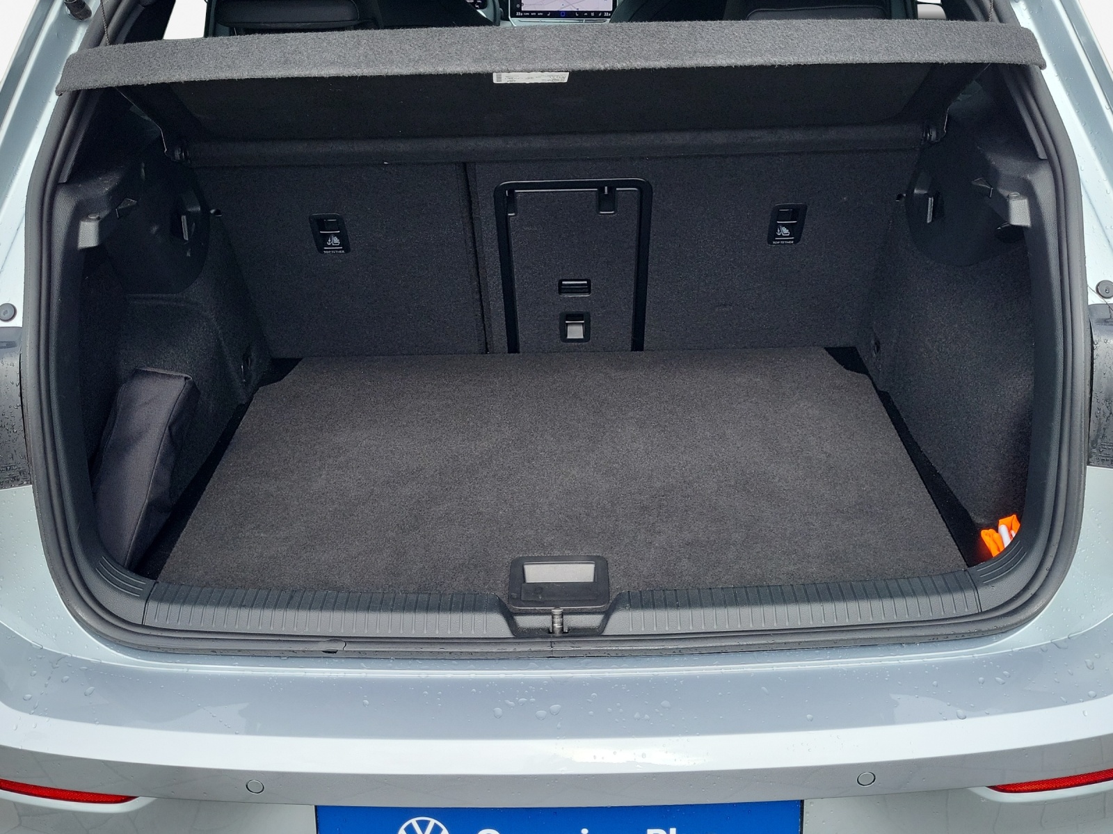 VW Golf 1.5 e TSI mHEV R-Line DSG-image-12