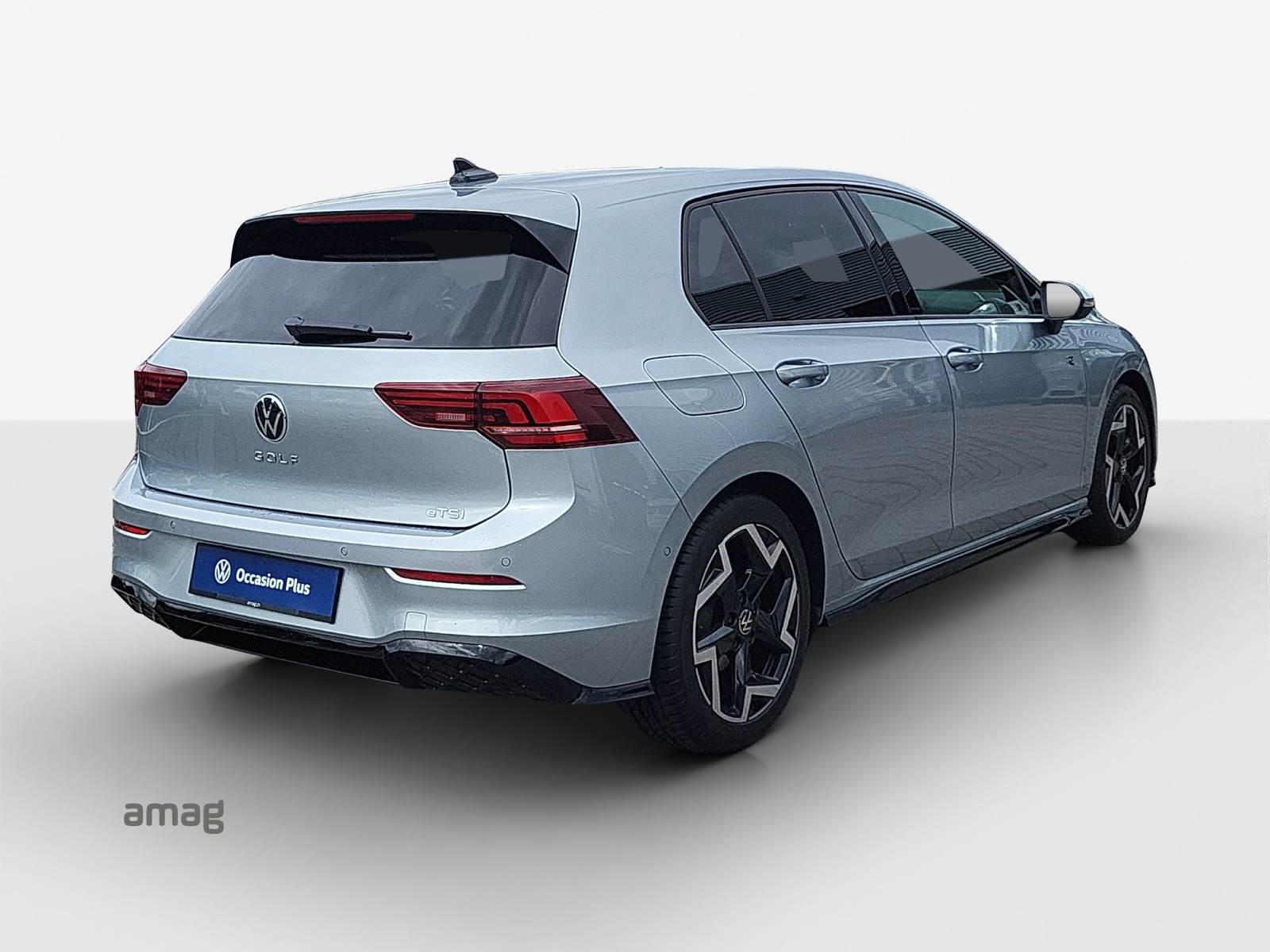 VW Golf 1.5 e TSI mHEV R-Line DSG-image-4