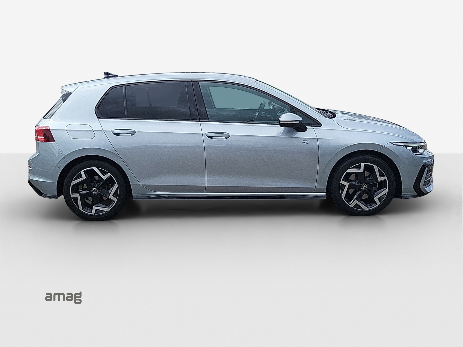 VW Golf 1.5 e TSI mHEV R-Line DSG-image-13
