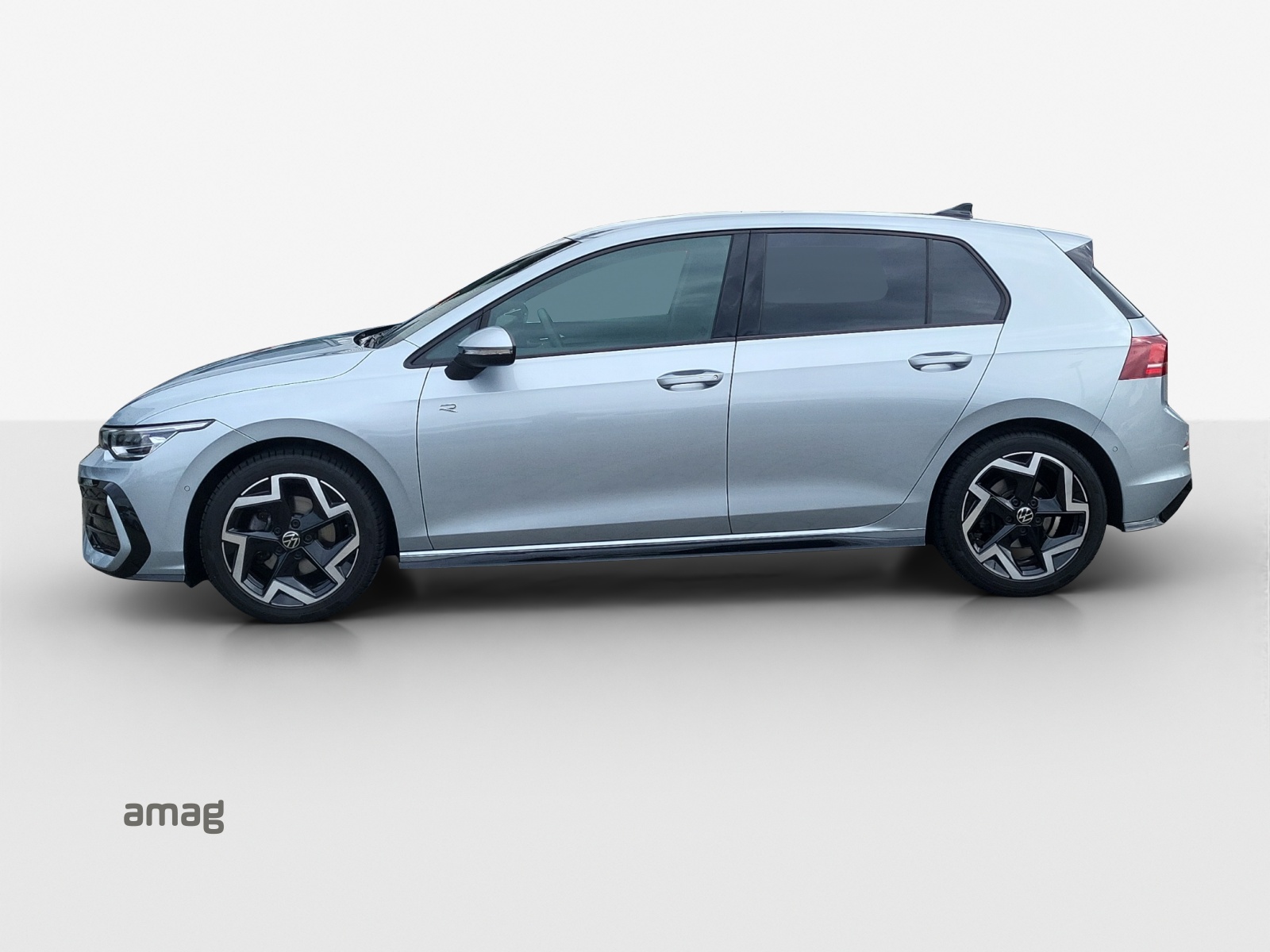 VW Golf 1.5 e TSI mHEV R-Line DSG-showroom-element-1