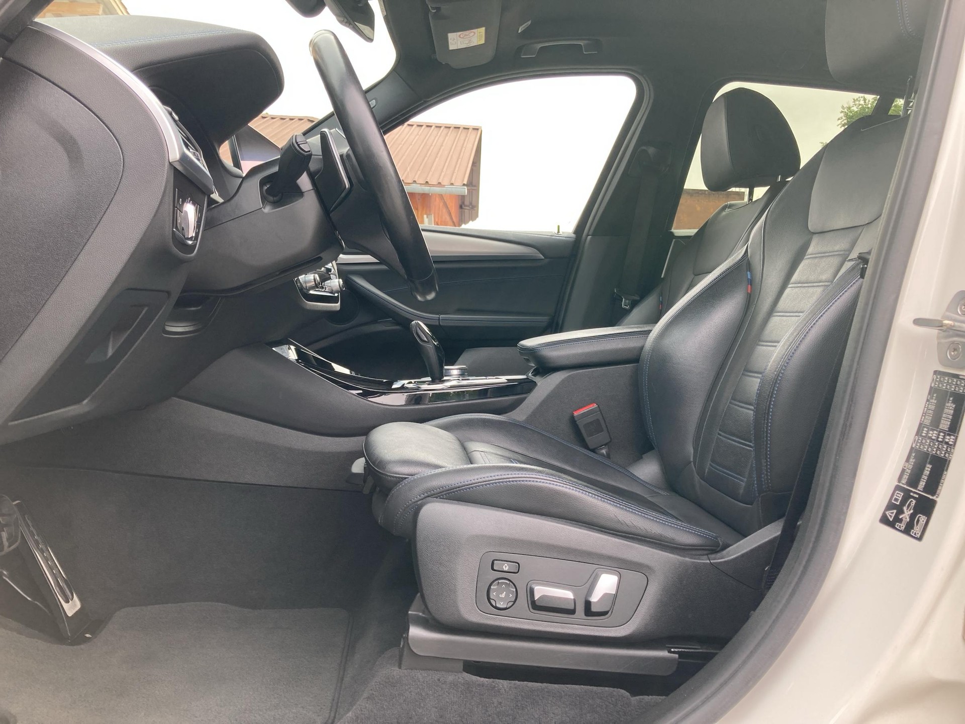 BMW X3 20d xDrive paddles-image-8