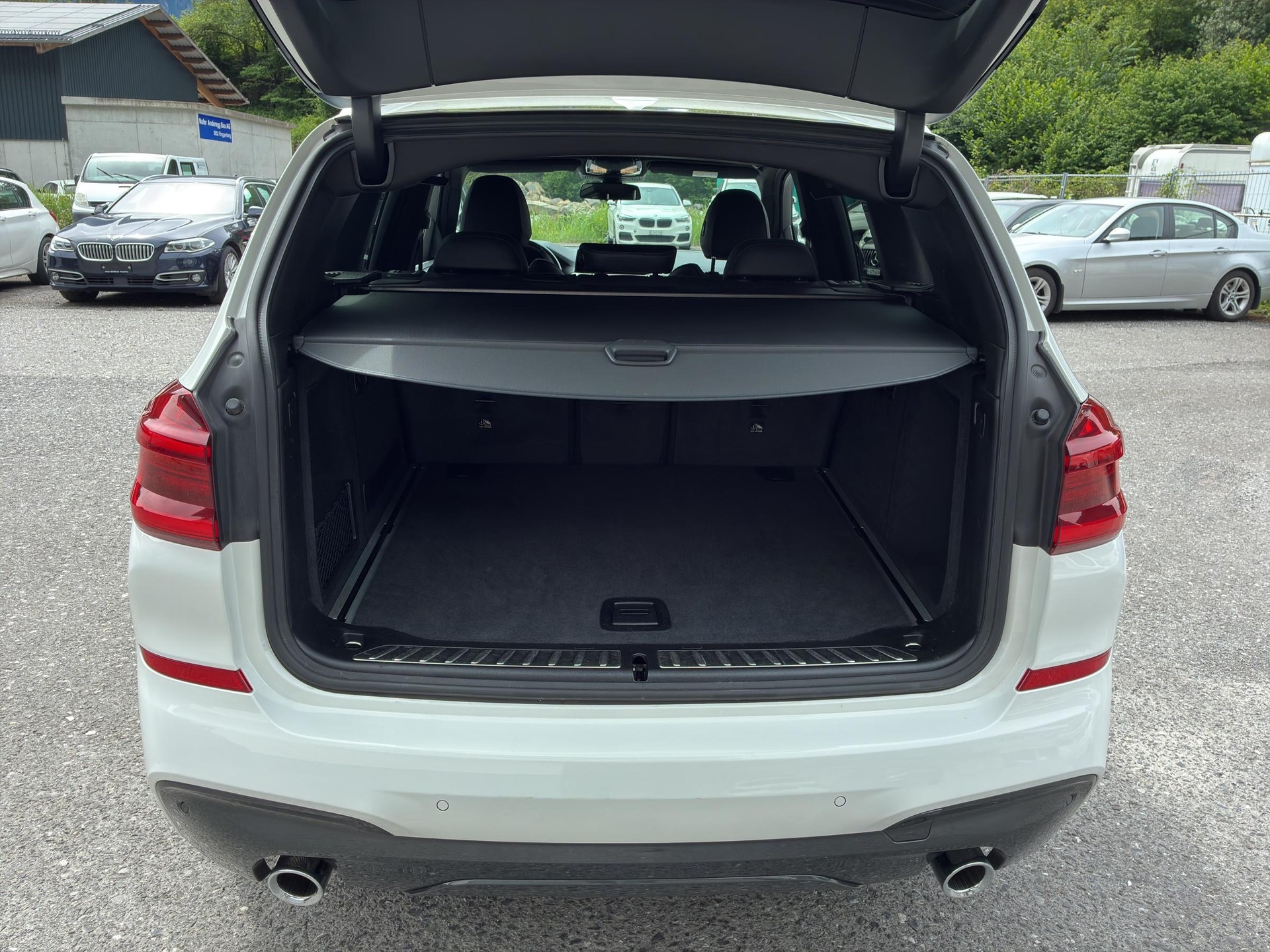 BMW X3 20d xDrive paddles-image-17