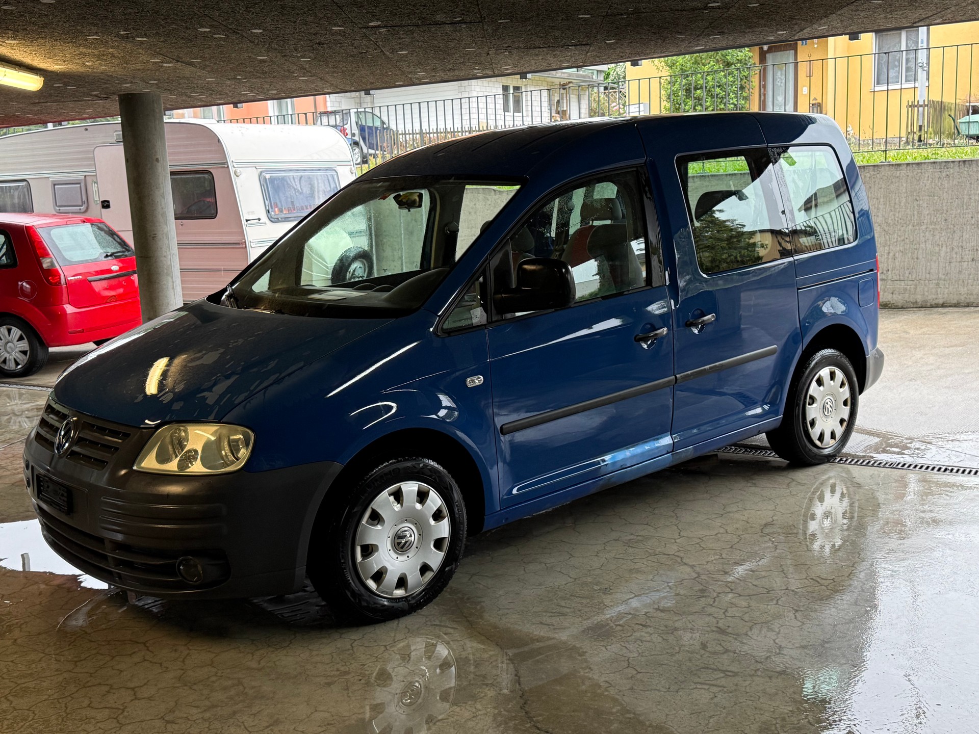 VW Caddy Life 1.9TDI PD-image-1