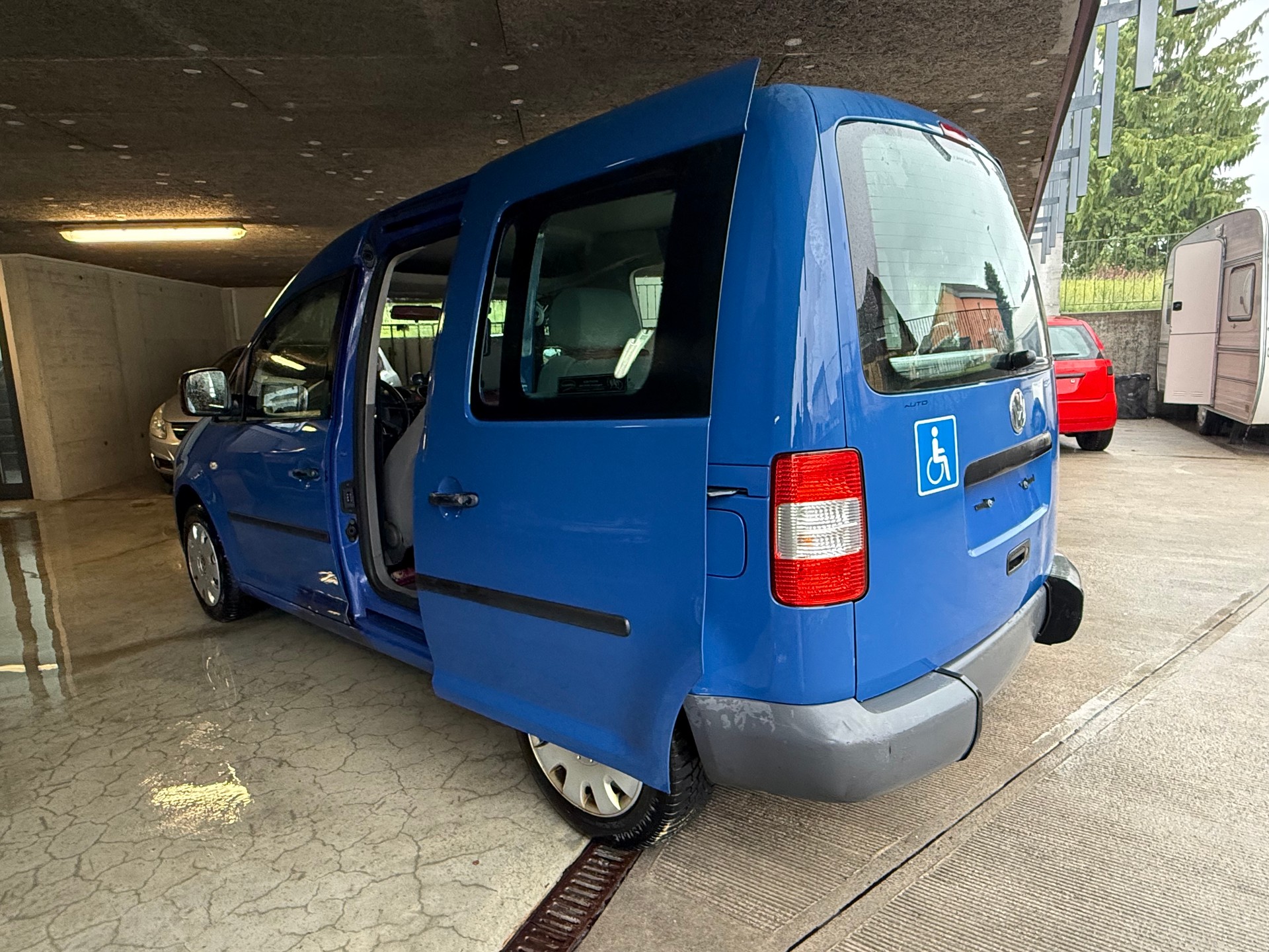VW Caddy Life 1.9TDI PD-image-5