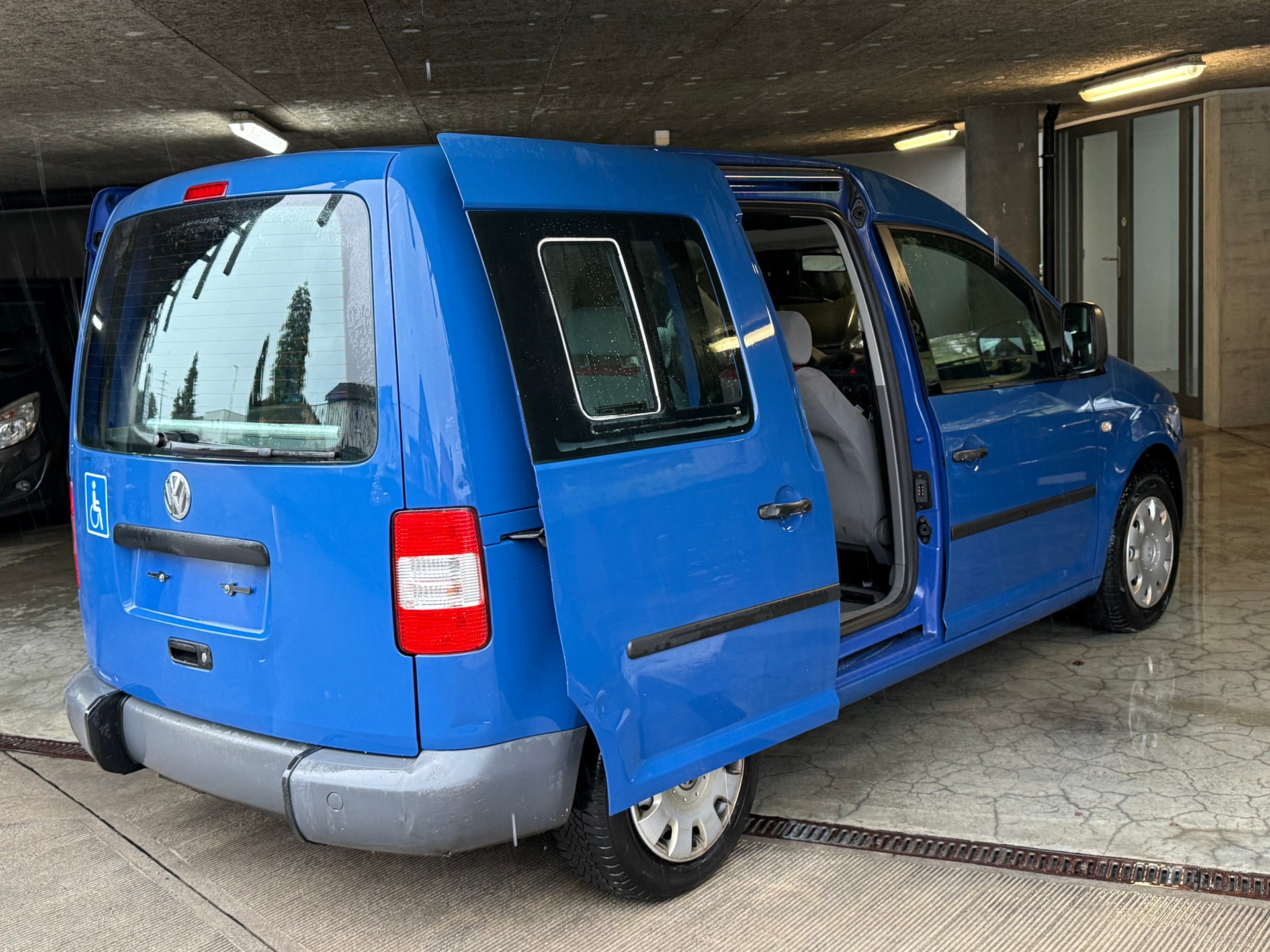 VW Caddy Life 1.9TDI PD-image-6
