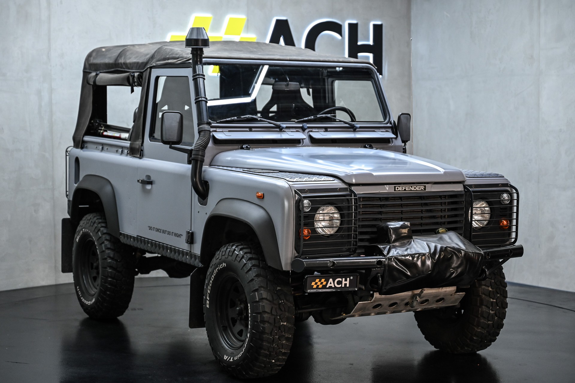 LAND ROVER Defender 90 TD5-image-0
