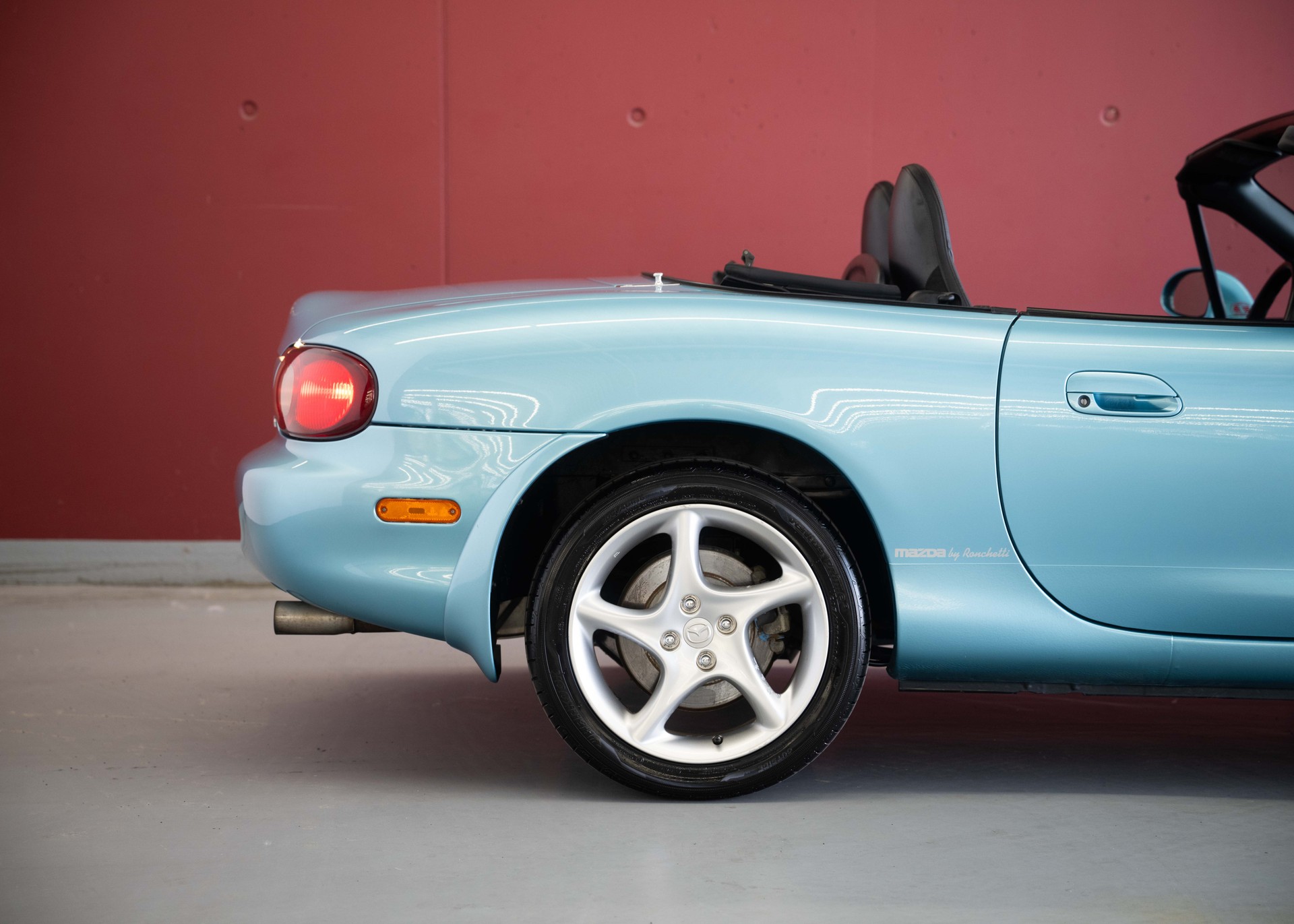 MAZDA MX-5 1.8i-16 Sport Youngster (1st hand, beautiful condition, full service history, 100% original)-image-8