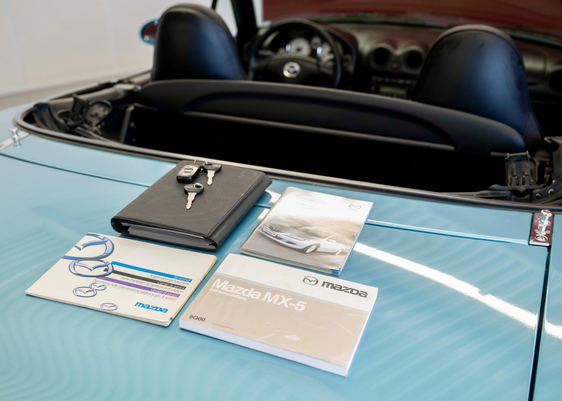 MAZDA MX-5 1.8i-16 Sport Youngster (1st hand, beautiful condition, full service history, 100% original)-image-31