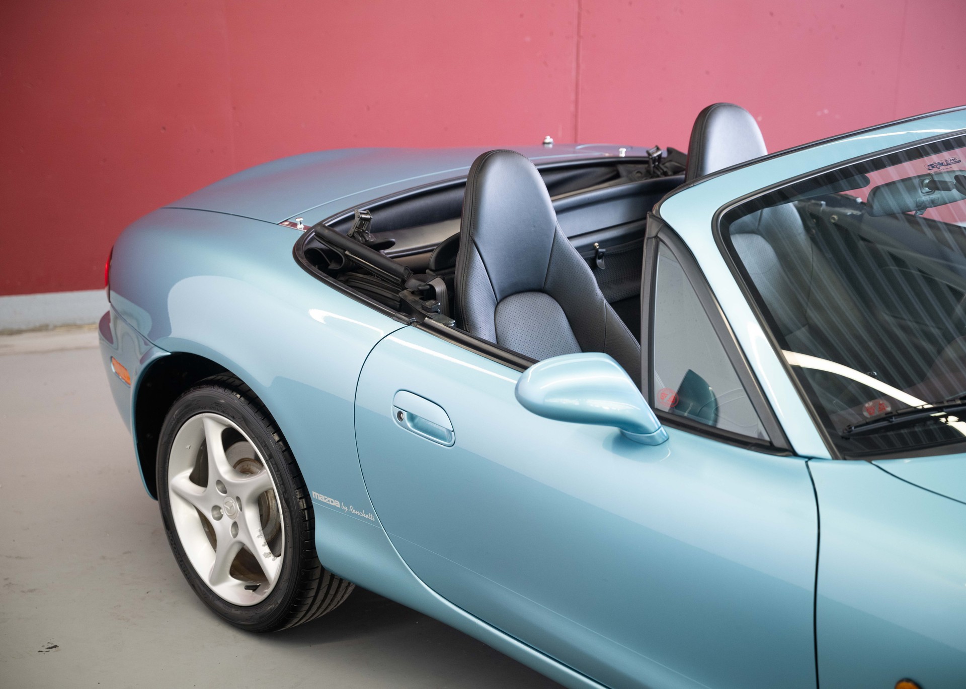 MAZDA MX-5 1.8i-16 Sport Youngster (1st hand, beautiful condition, full service history, 100% original)-image-13