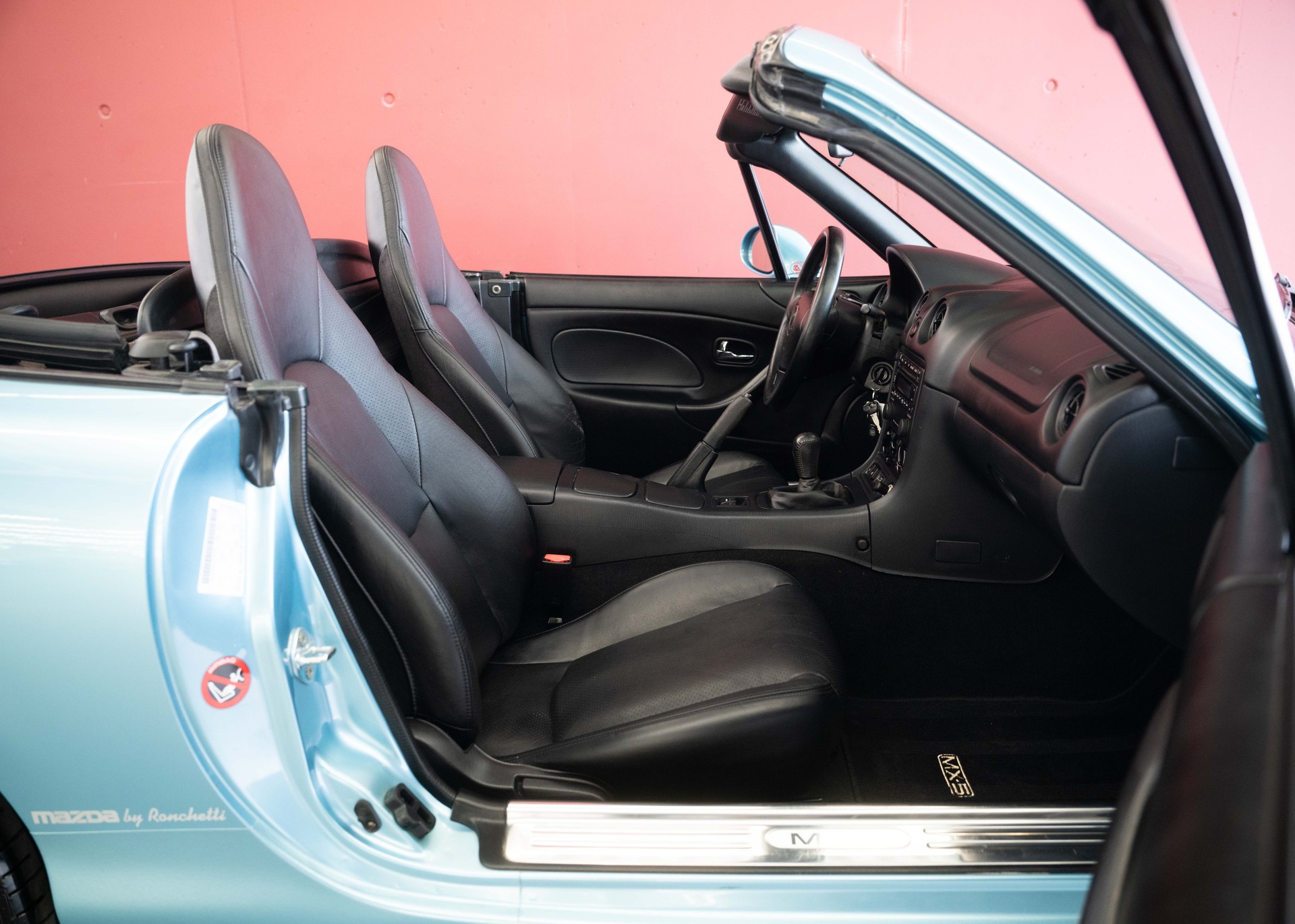 MAZDA MX-5 1.8i-16 Sport Youngster (1st hand, beautiful condition, full service history, 100% original)-image-25