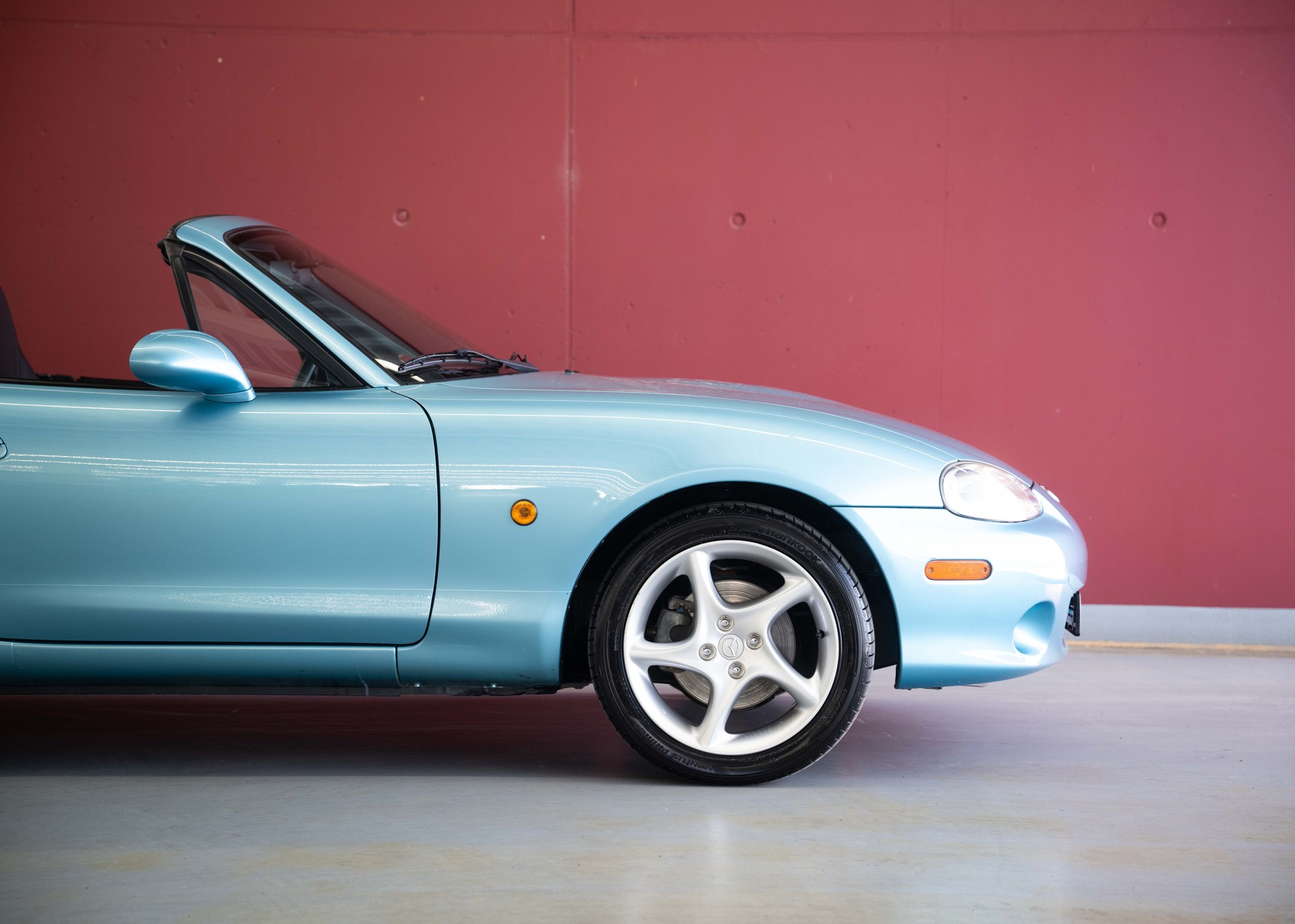 MAZDA MX-5 1.8i-16 Sport Youngster (1st hand, beautiful condition, full service history, 100% original)-image-9