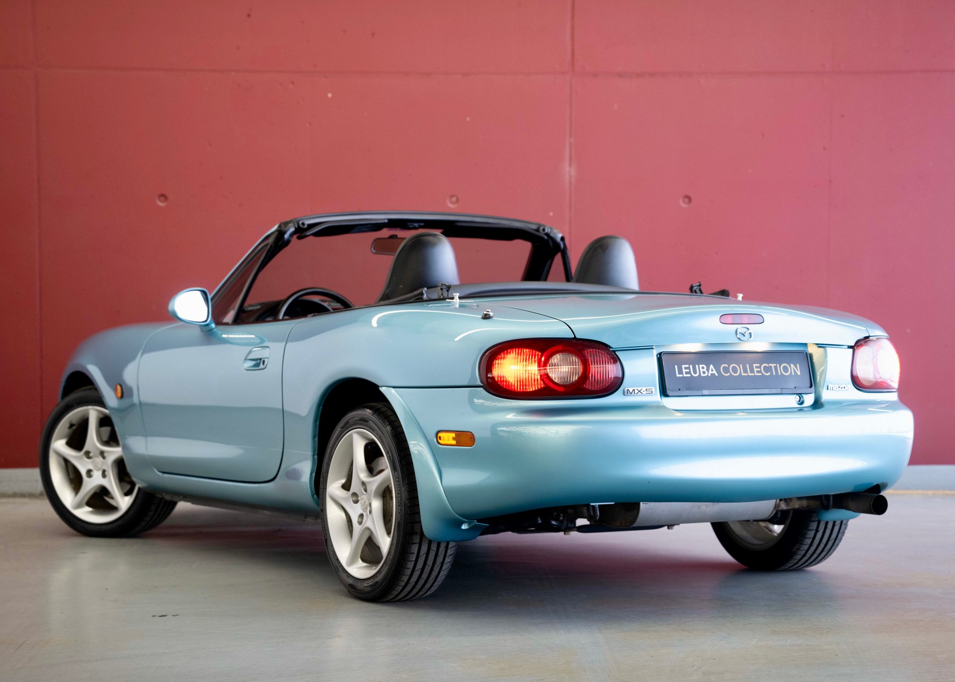 MAZDA MX-5 1.8i-16 Sport Youngster (1st hand, beautiful condition, full service history, 100% original)-image-1
