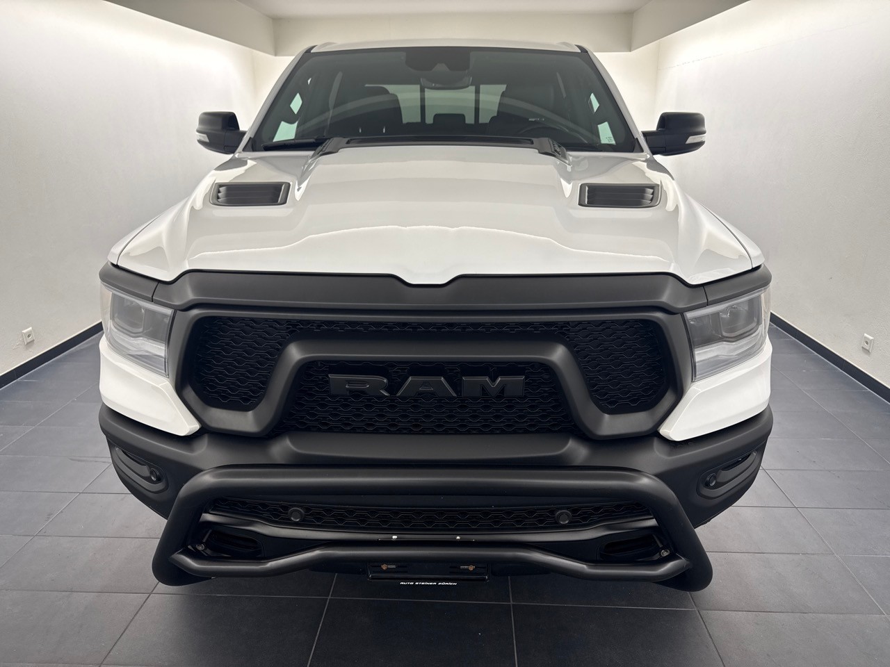 DODGE RAM 1500 5.7 Rebel-image-16