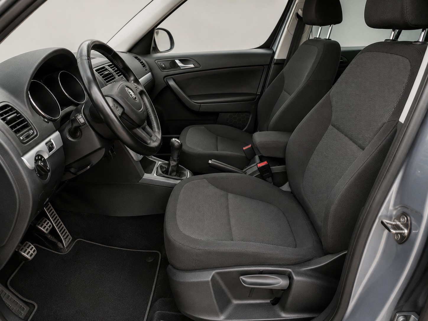 SKODA Yeti 2.0 TDI Ambition 4x4-image-13