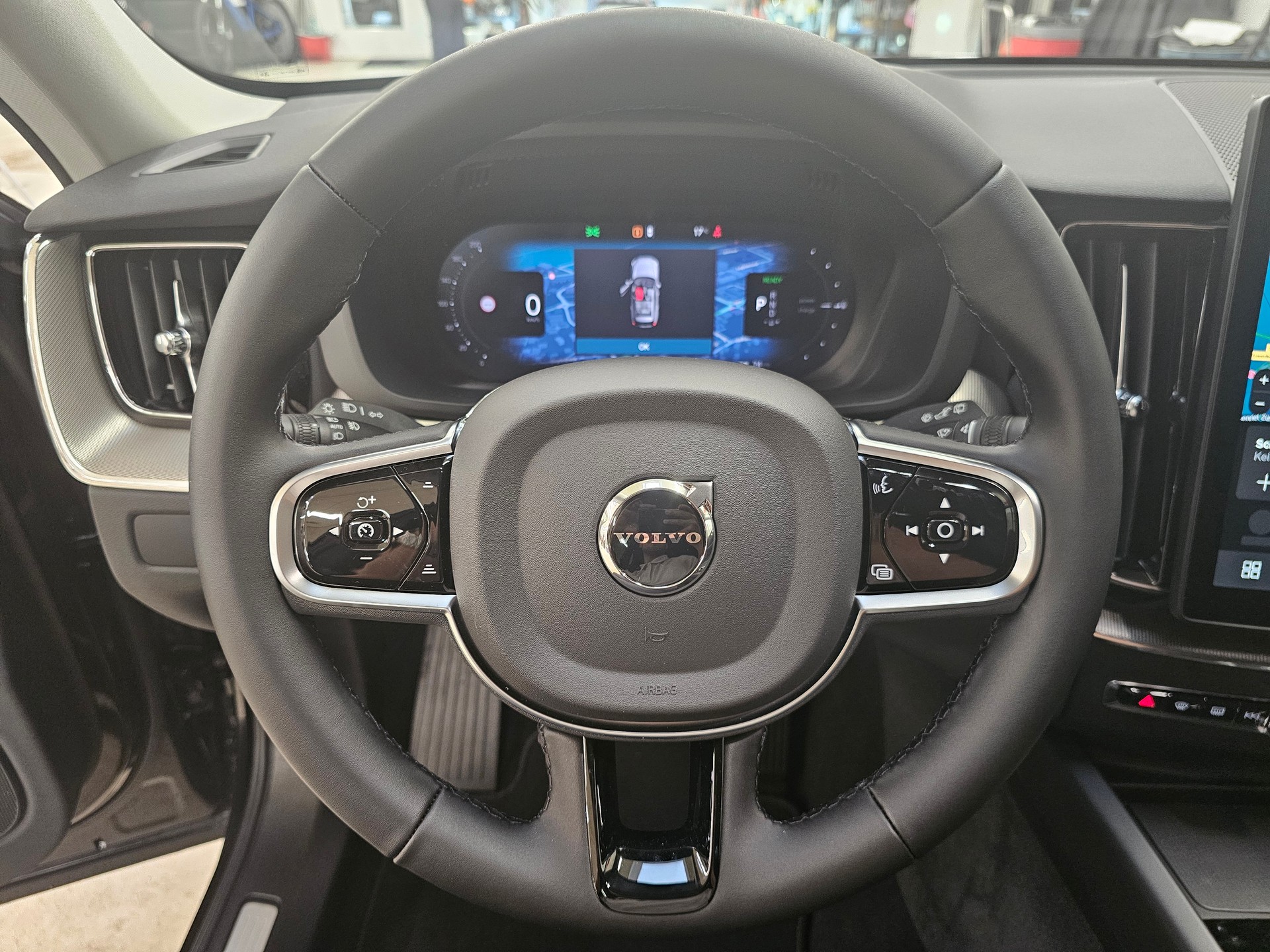 VOLVO XC60 T6 eAWD PluginHybrid Core Geartronic-image-9