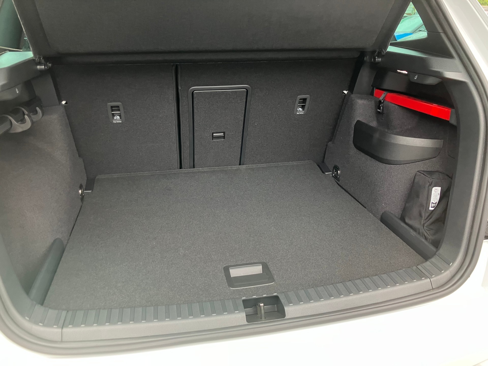 SKODA Karoq 2.0 TSI SportLine 4x4 DSG-image-6