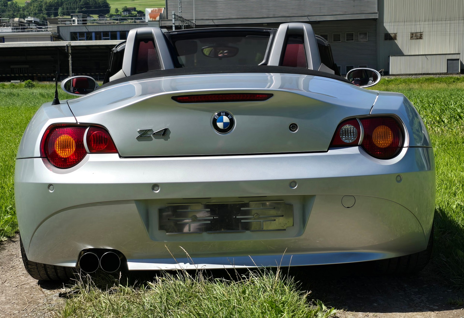 BMW 3.0i-image-3