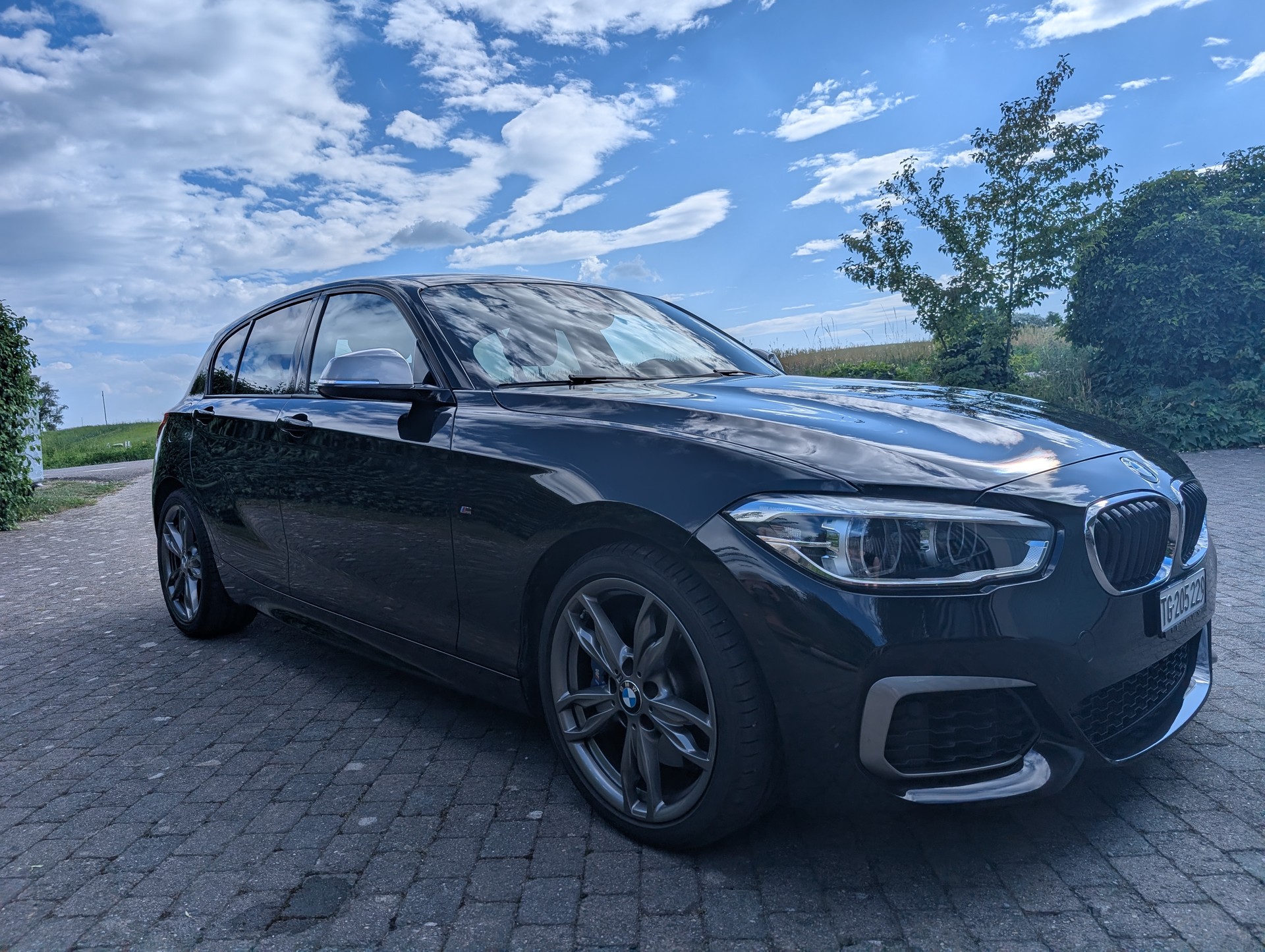 BMW M135i xDrive-image-1