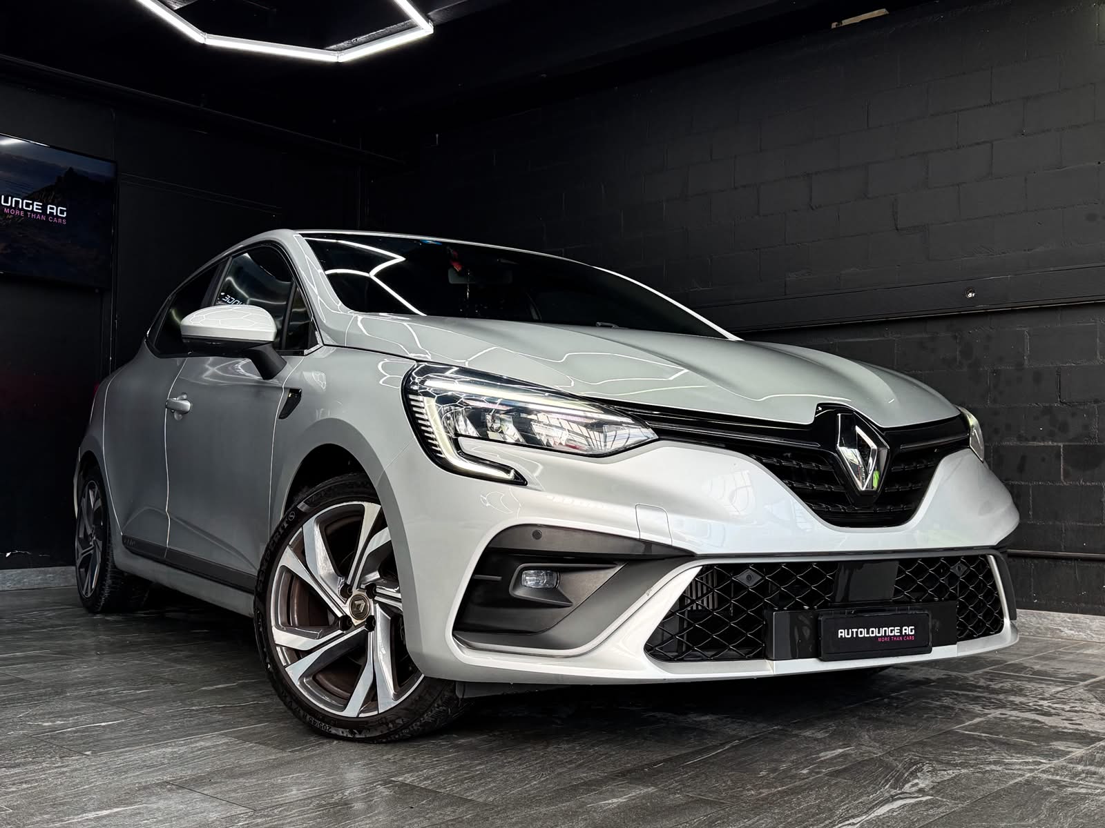 RENAULT Clio 1.3 R.S. Line EDC-image-0