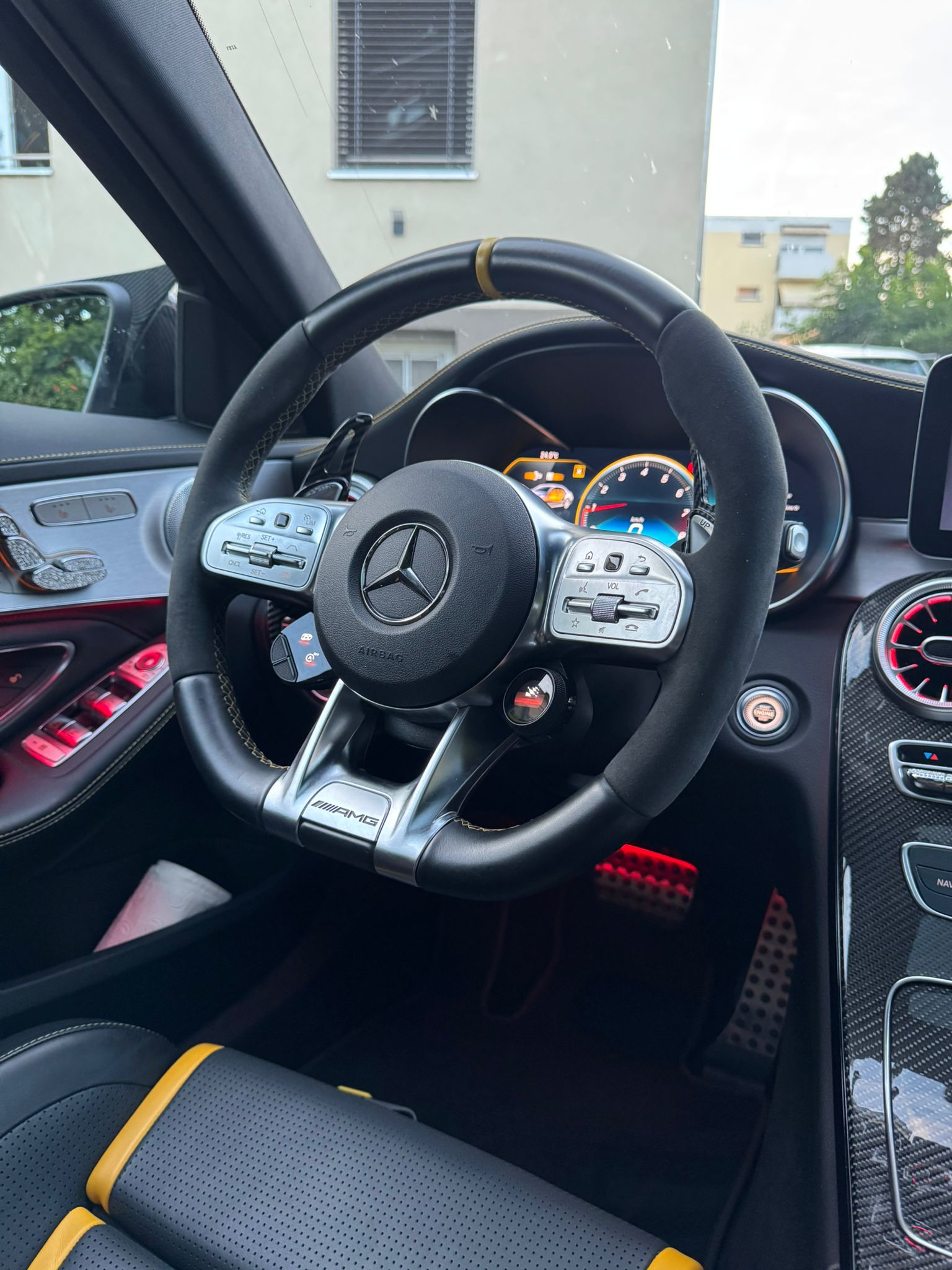 MERCEDES-BENZ C 63 S AMG Speedshift-image-7