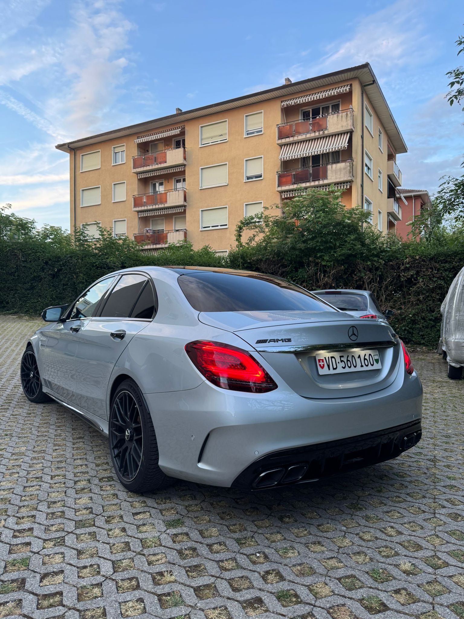 MERCEDES-BENZ C 63 S AMG Speedshift-image-1