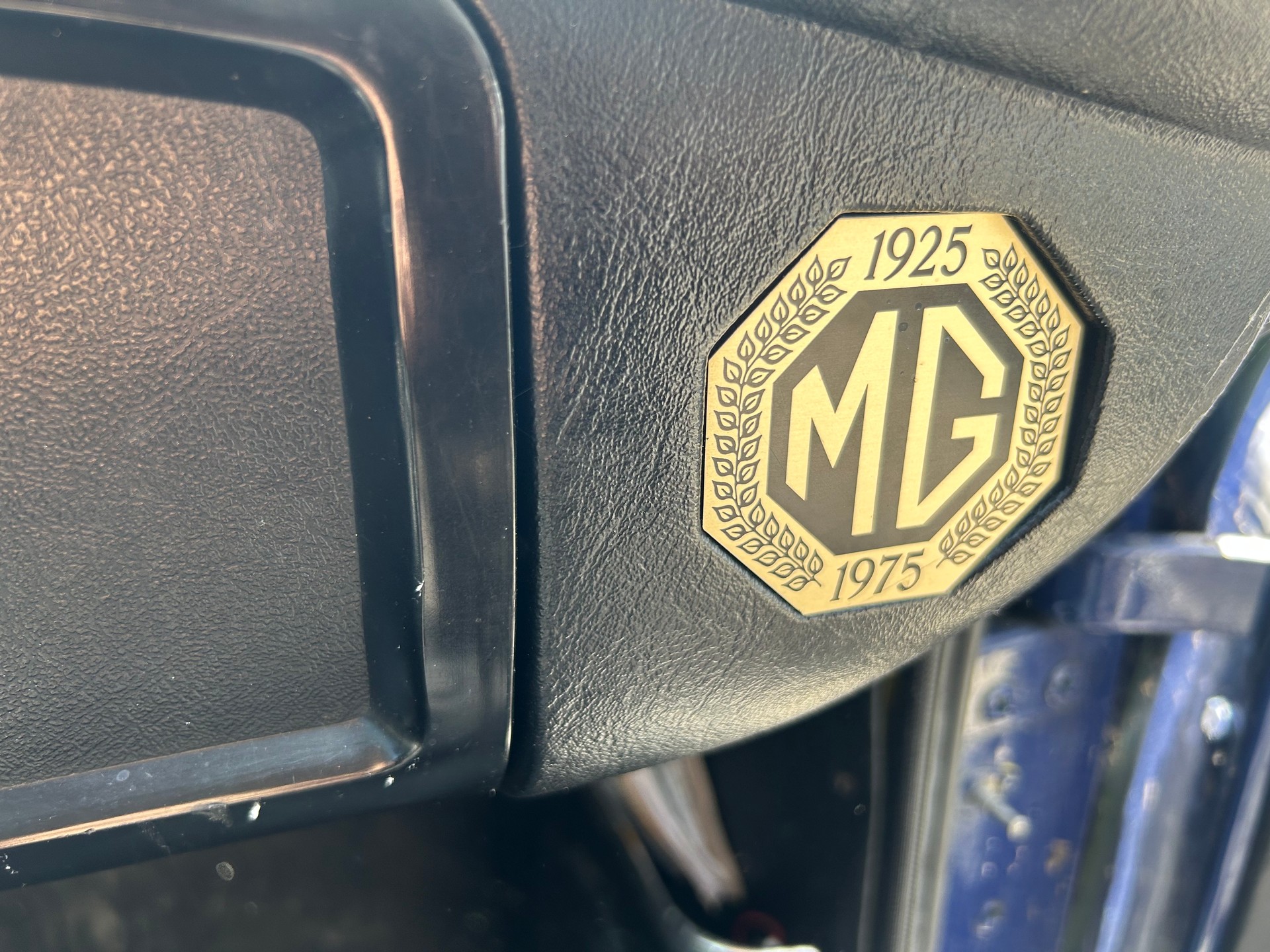 MG GT-image-9