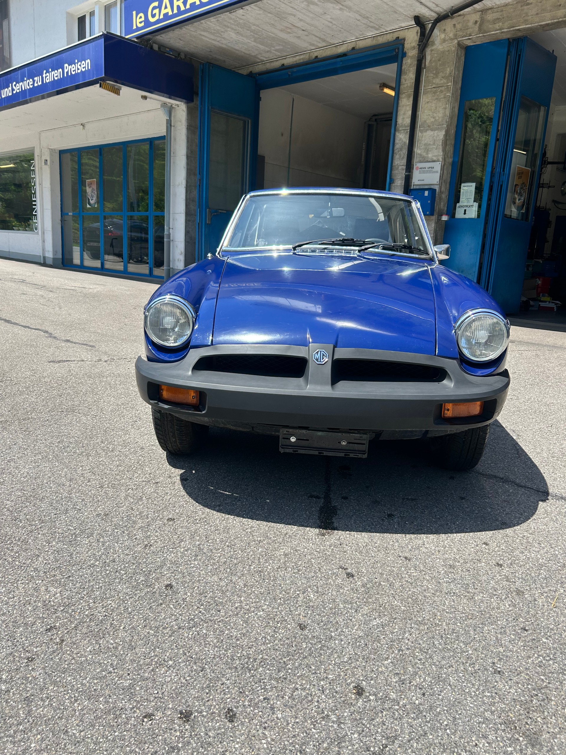MG GT-image-1