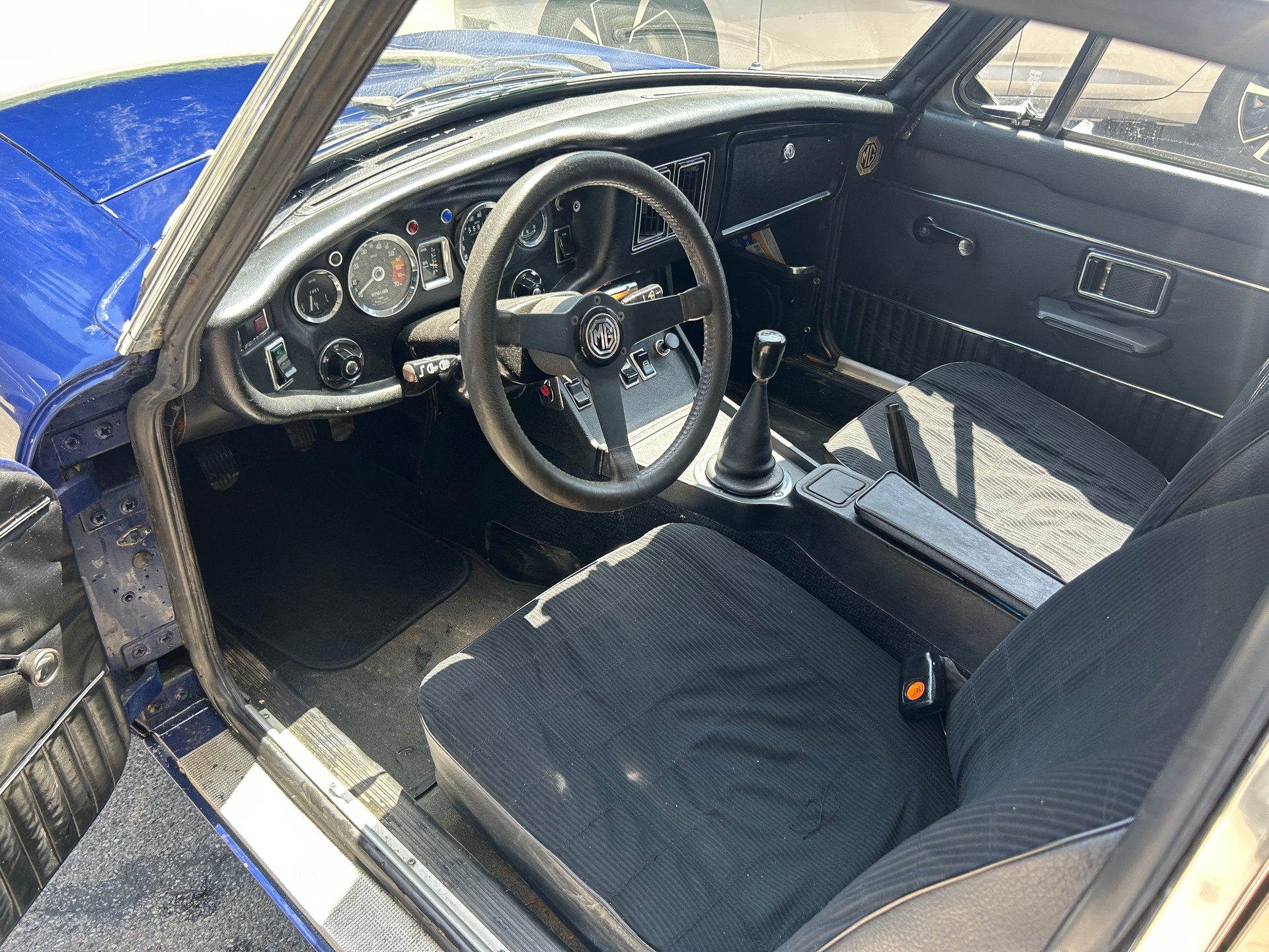MG GT-image-7