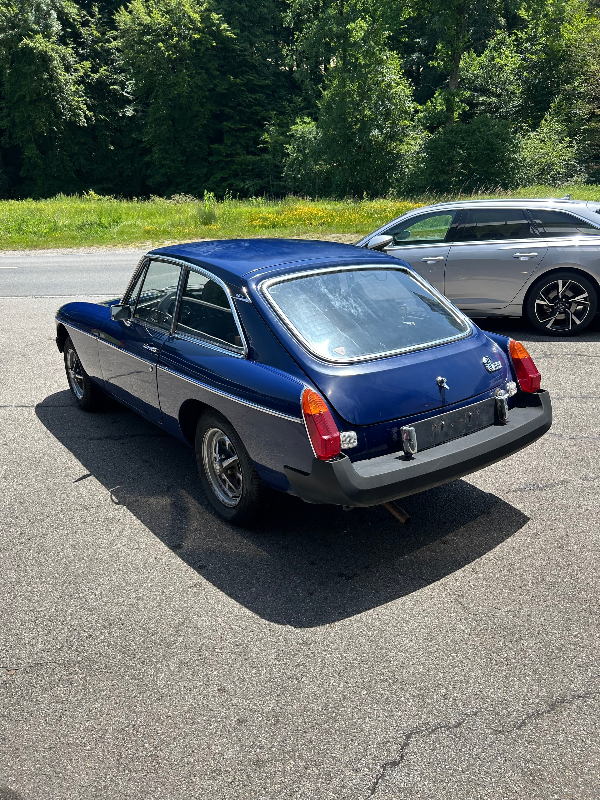 MG GT-image-5
