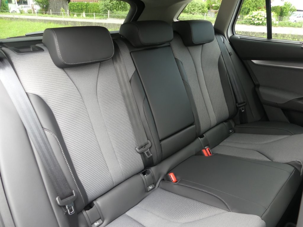 SKODA Enyaq 85 Selection-image-12