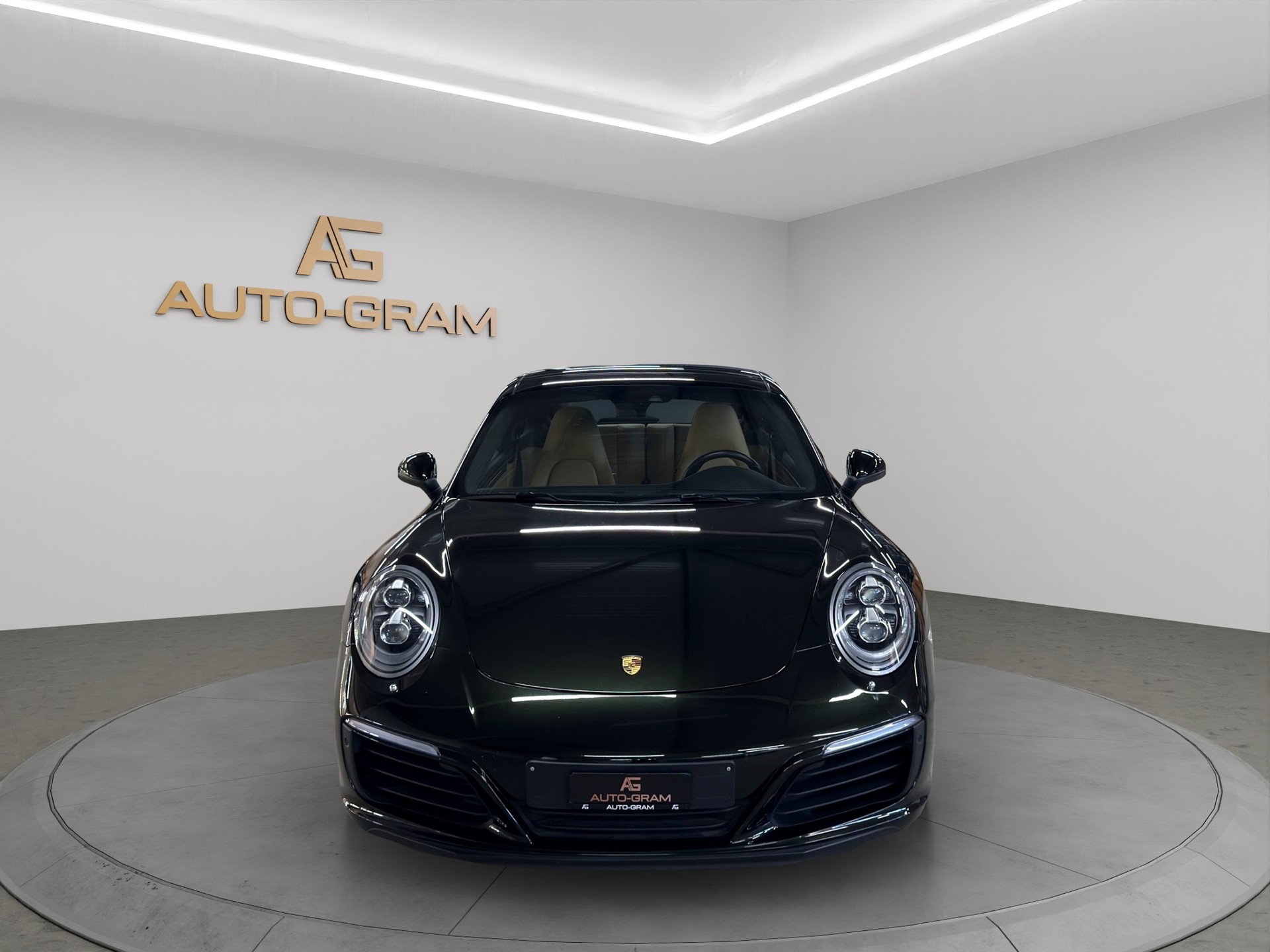 PORSCHE 911 Carrera 4S PDK-image-1