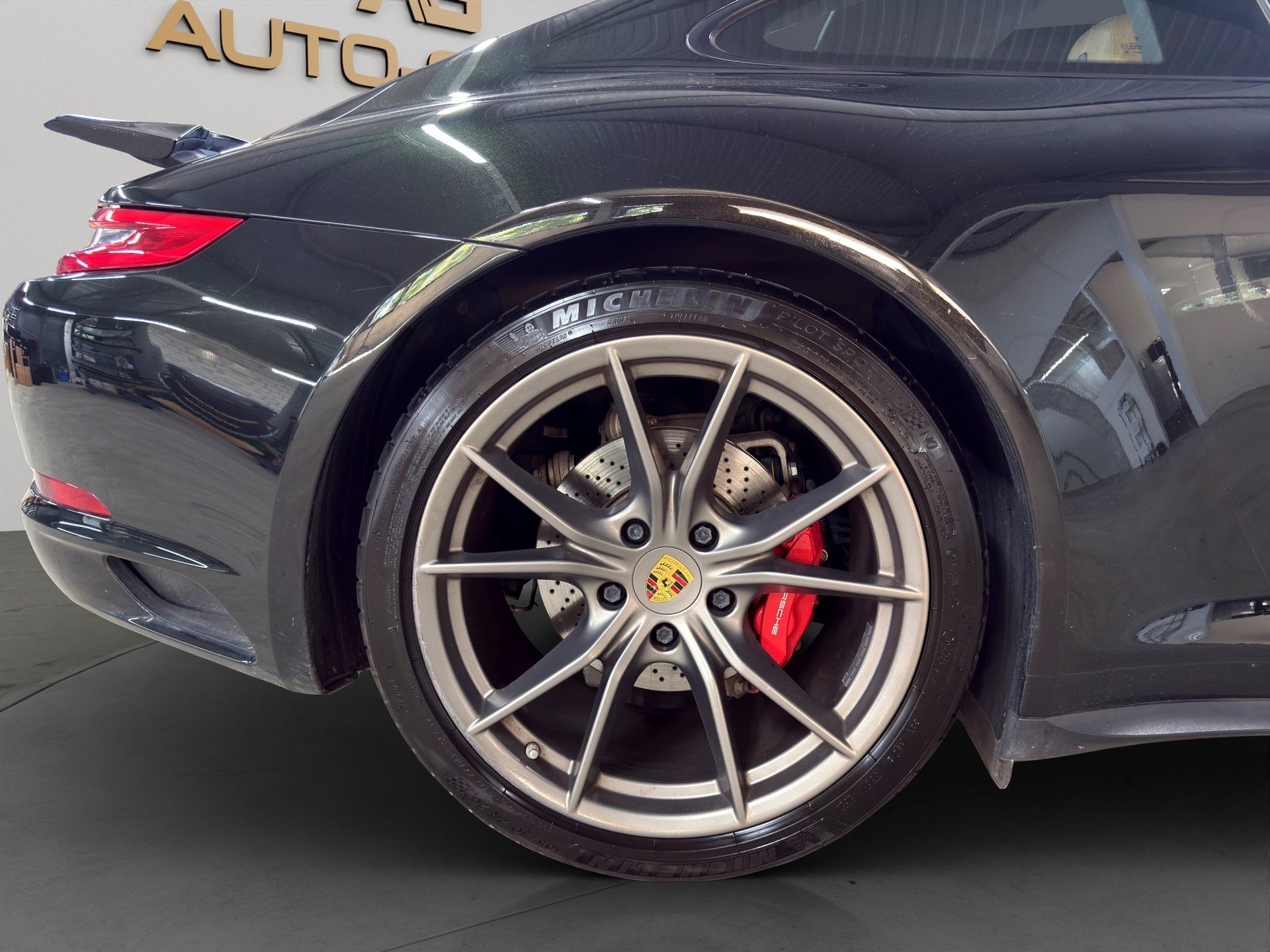 PORSCHE 911 Carrera 4S PDK-image-9