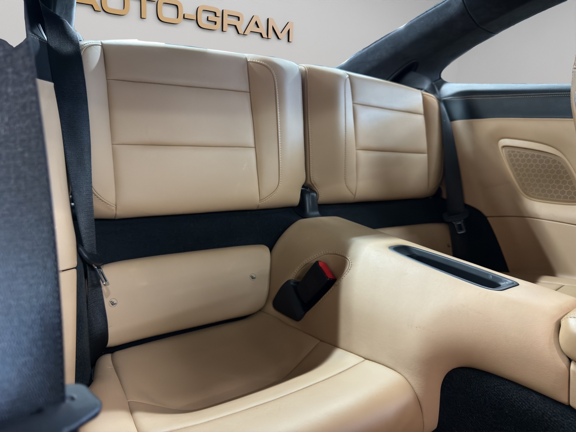 PORSCHE 911 Carrera 4S PDK-image-16
