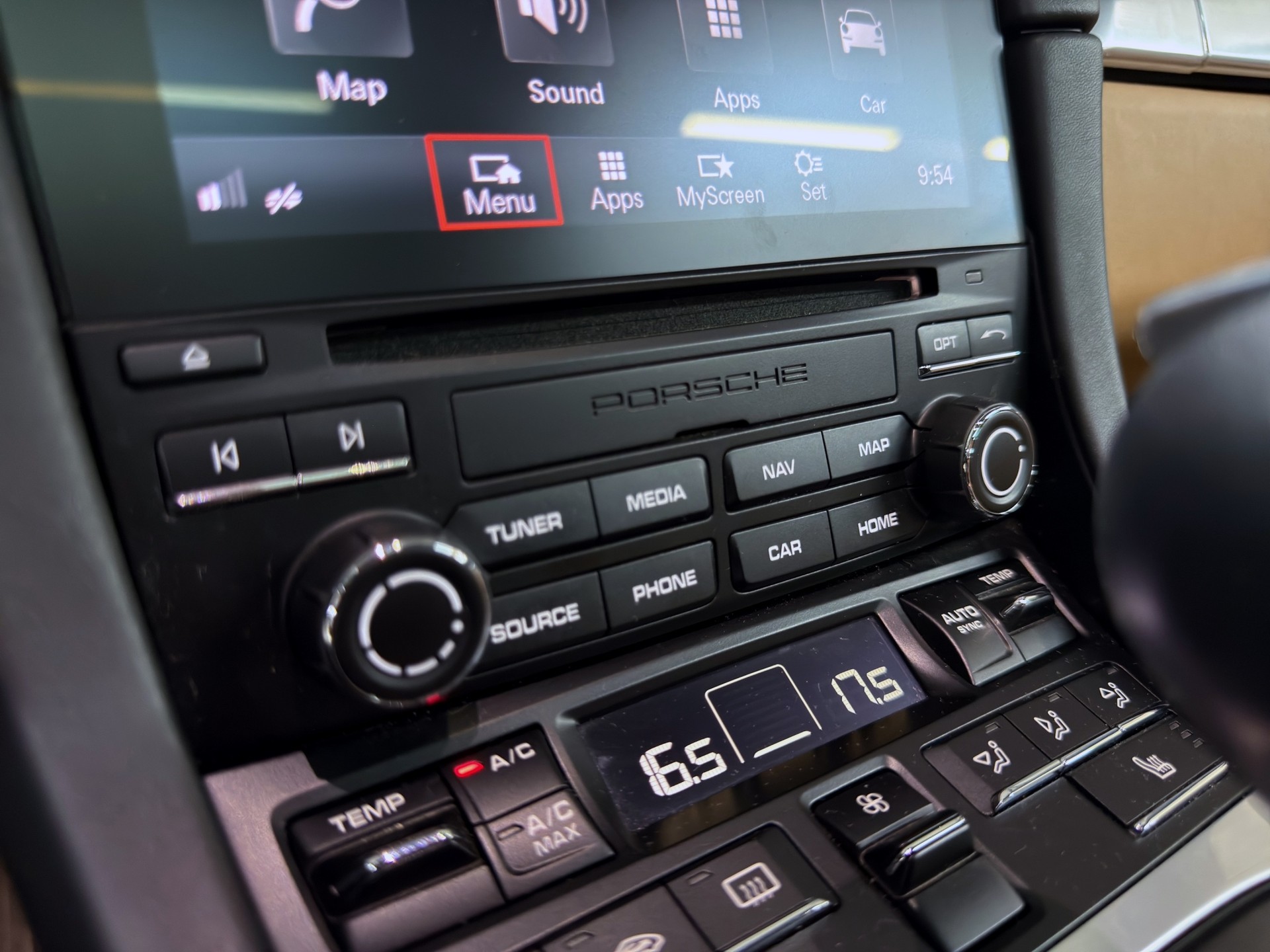 PORSCHE 911 Carrera 4S PDK-image-26