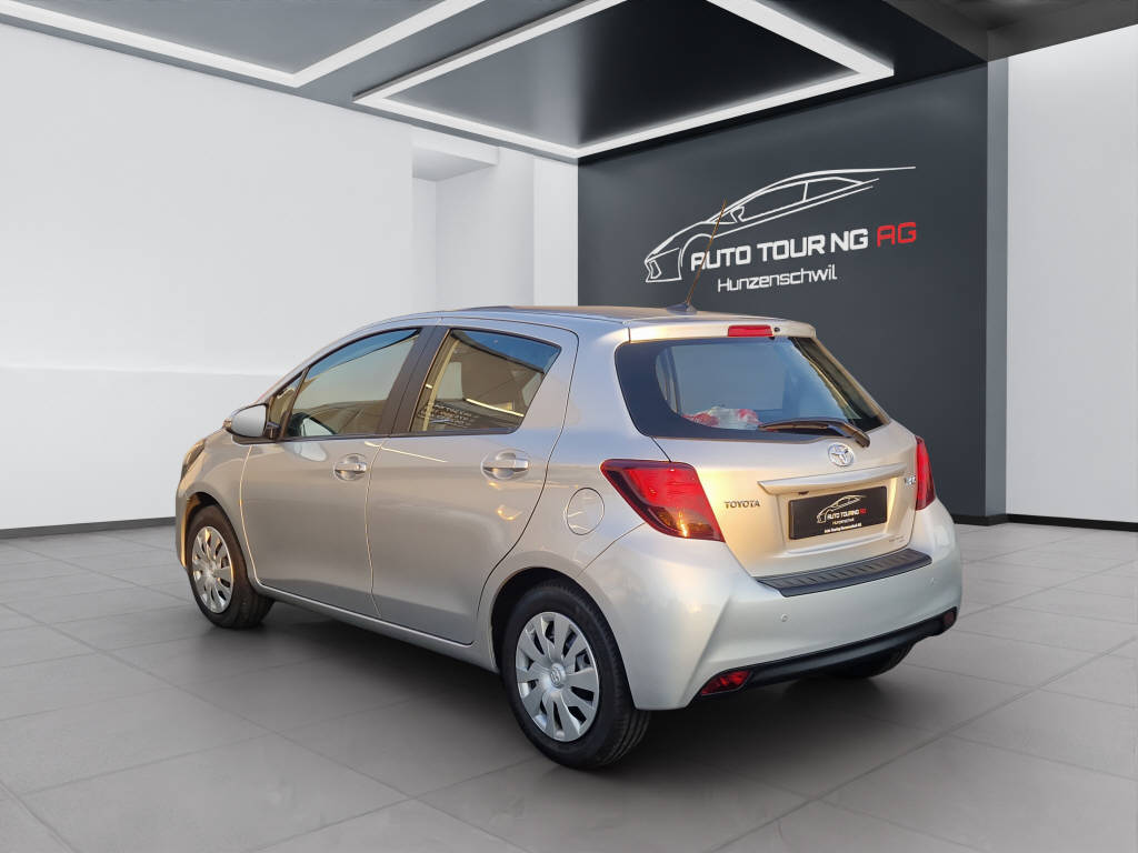 TOYOTA Yaris 1.33 VVT-i Luna-image-4
