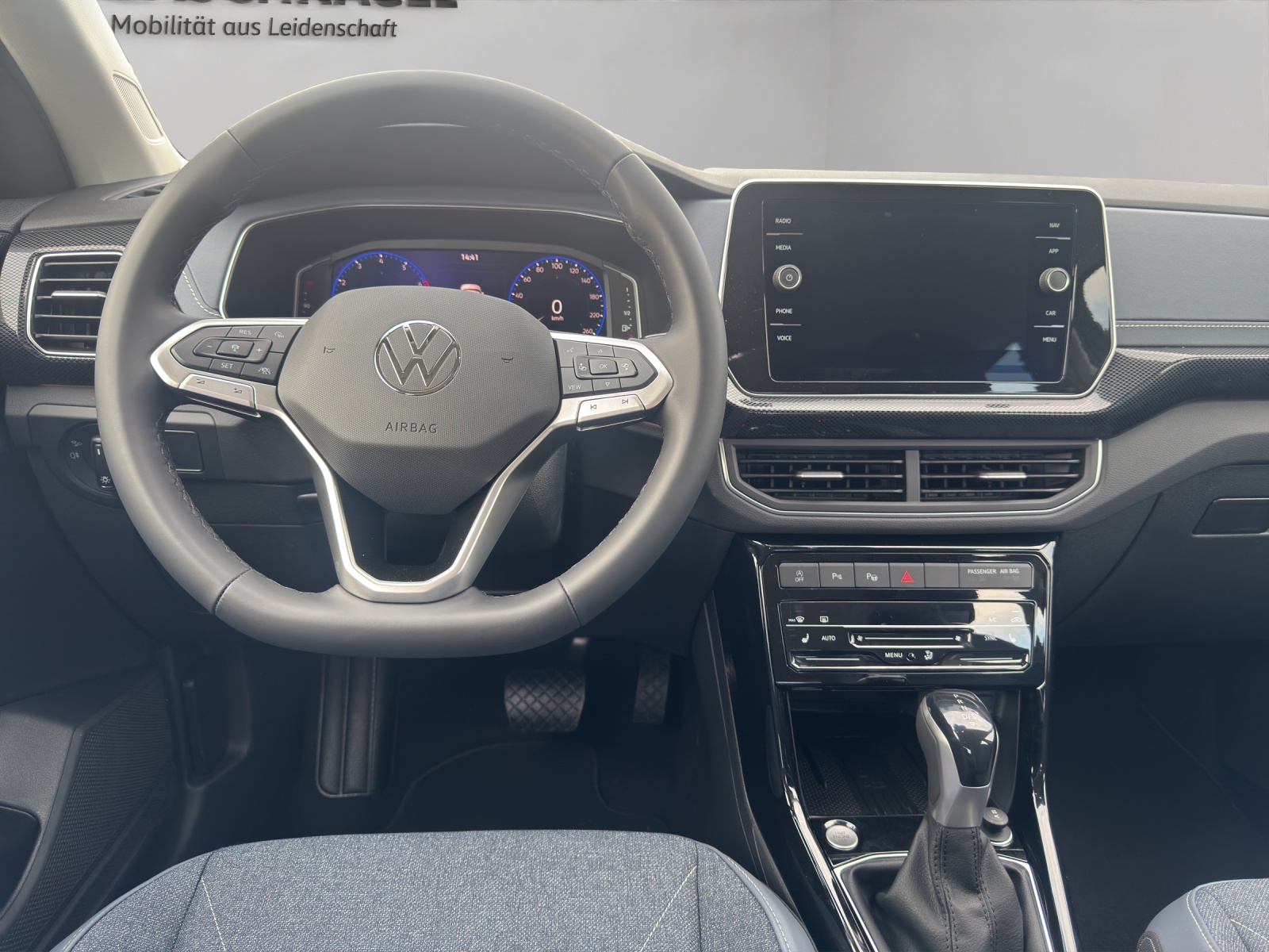 VW T-Cross 1.0 TSI EVO Style DSG-image-4