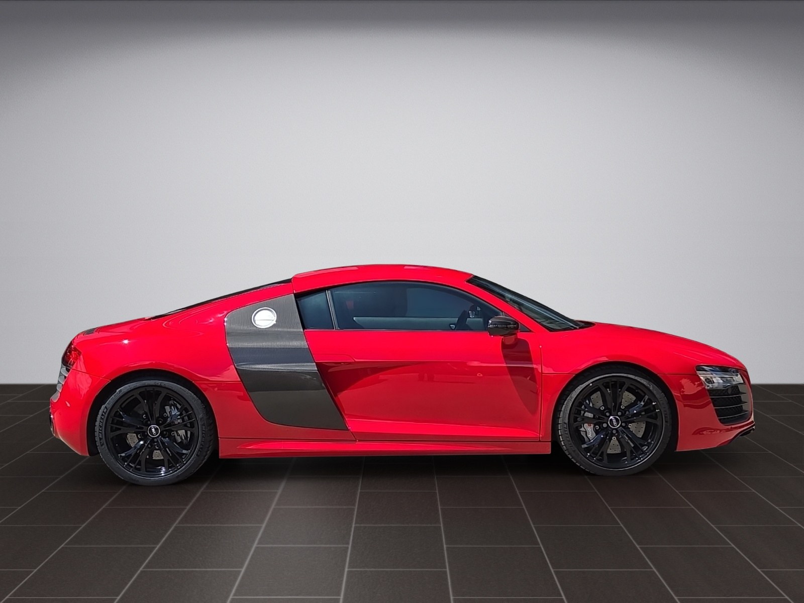 AUDI R8 Coupé 5.2 FSI V10 plus quattro S-Tr-image-2