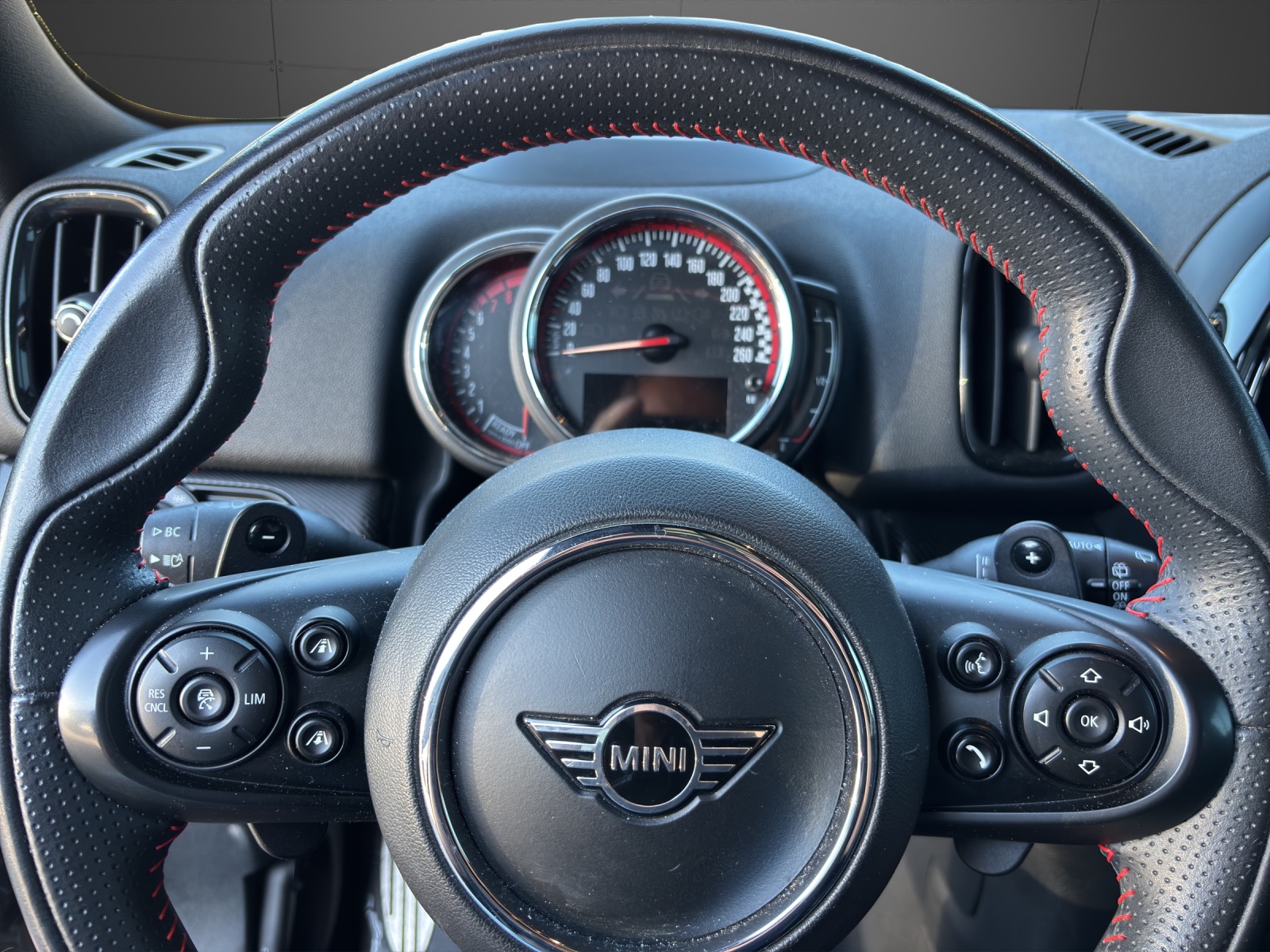 MINI Countryman John Cooper Works ALL4 Steptronic-image-5