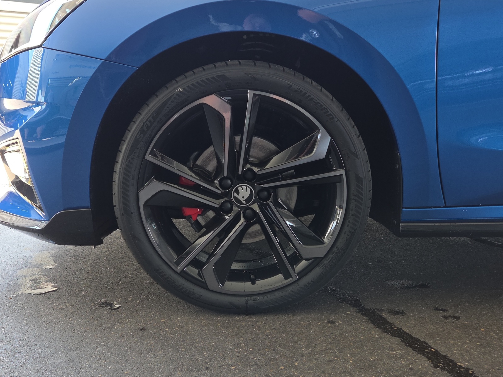 SKODA Fabia 1.5 TSI 130 DSG-image-9