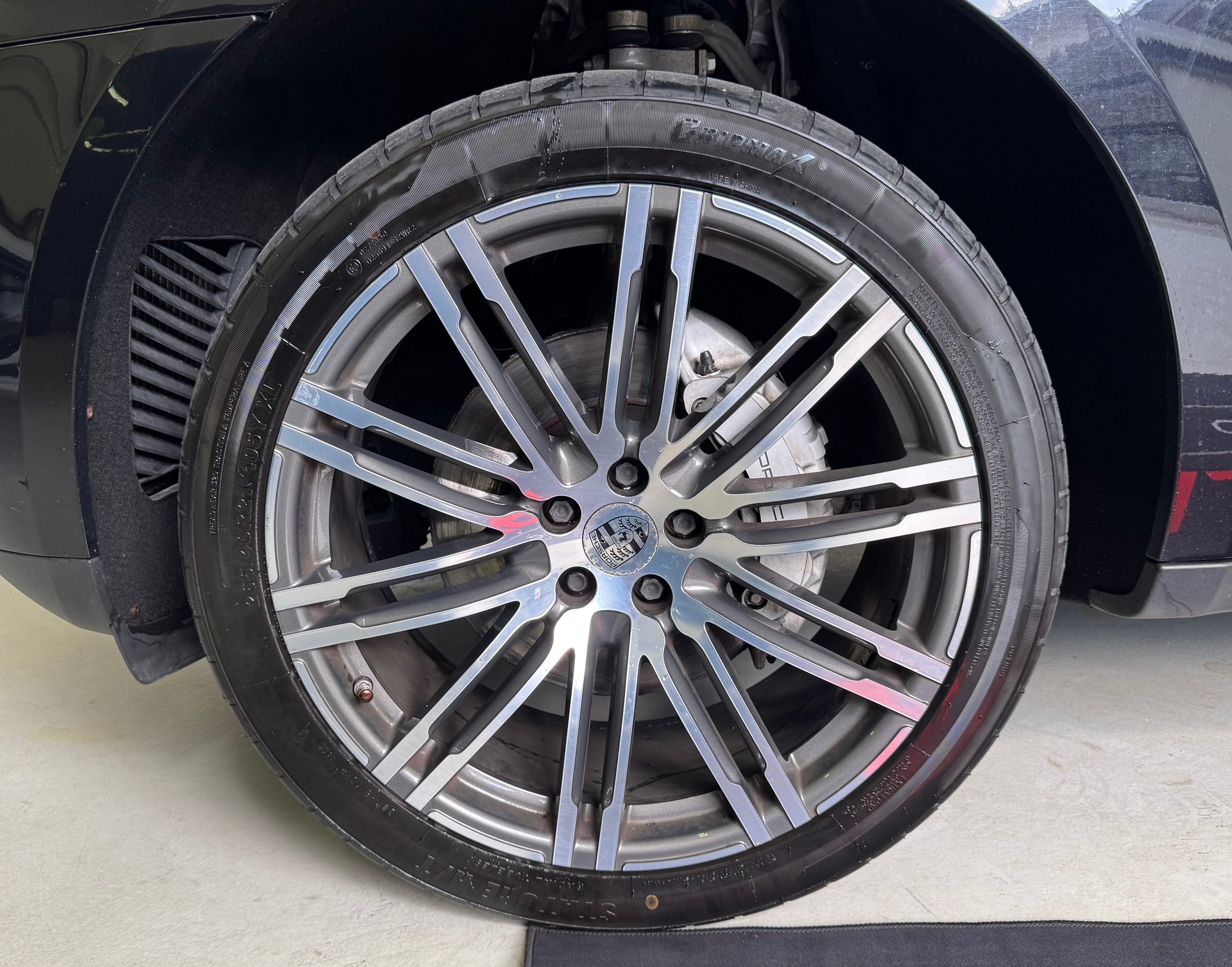 PORSCHE Macan S PDK ## TECHART Scarico sportivo-image-5