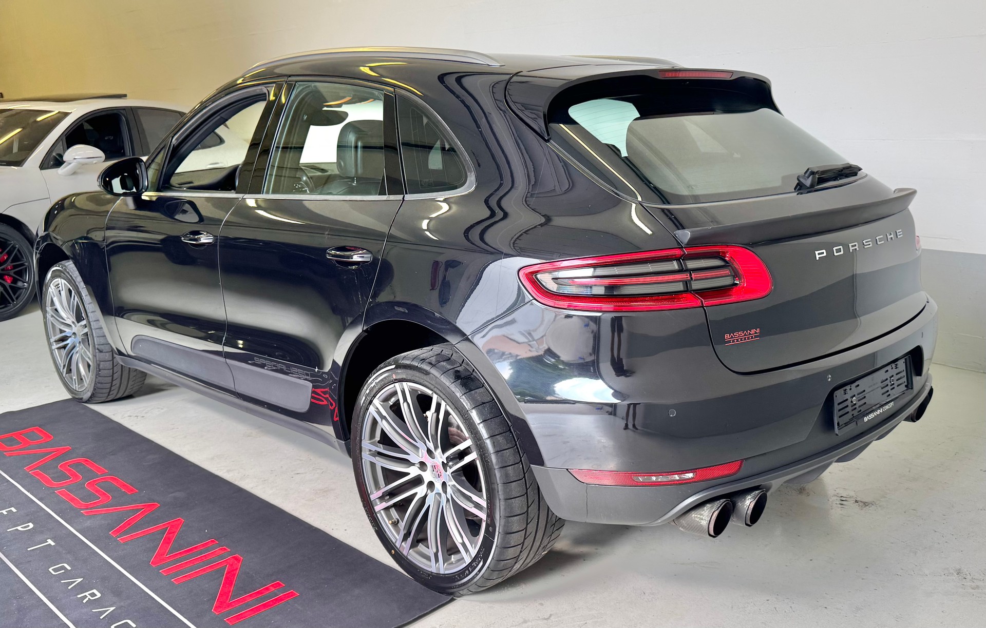 PORSCHE Macan S PDK ## TECHART Scarico sportivo-image-3