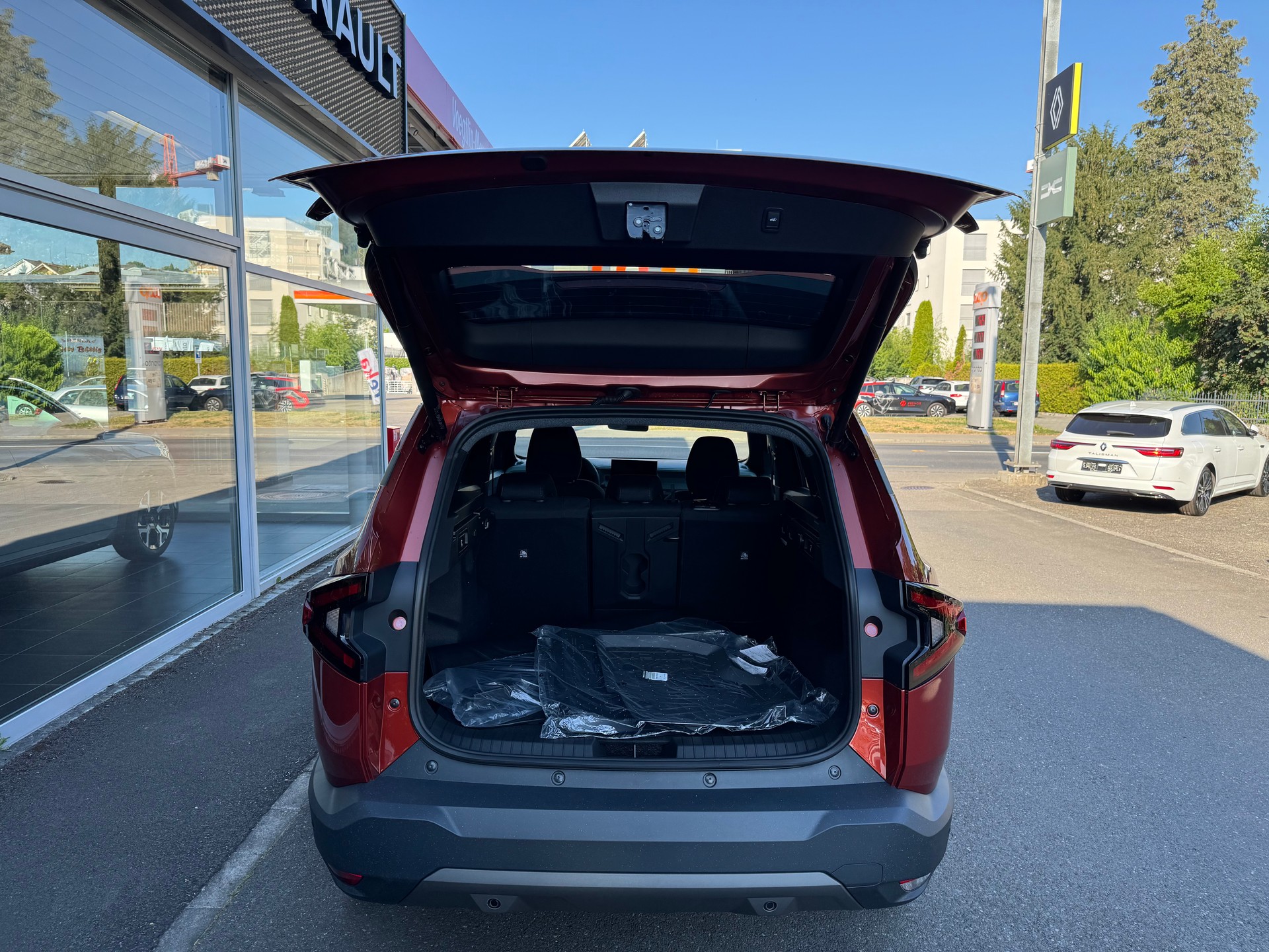 DACIA Bigster TCe 150 48V Extreme 4x4-image-8