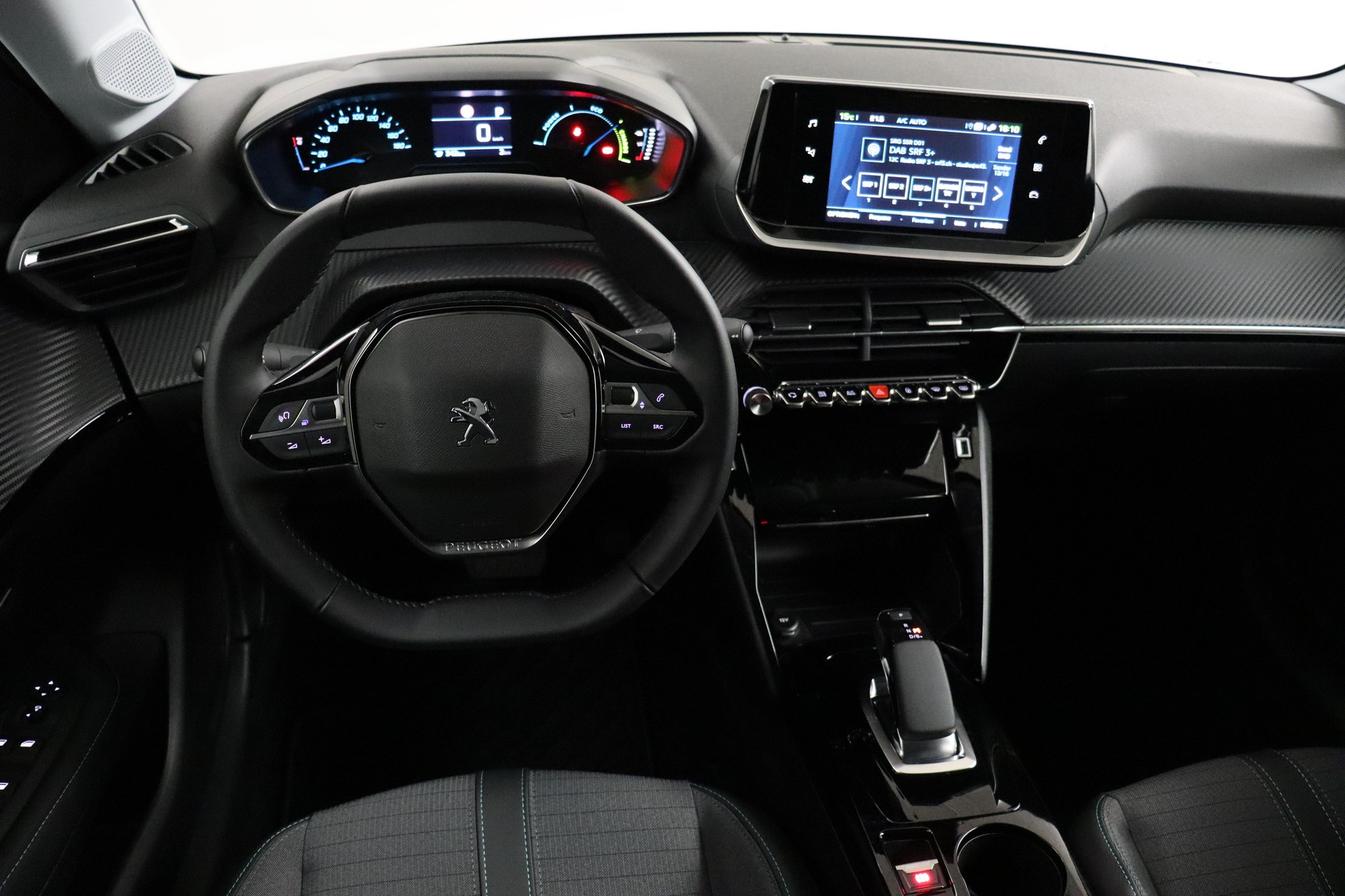 PEUGEOT 208 e-Allure - 100% Electric-image-6