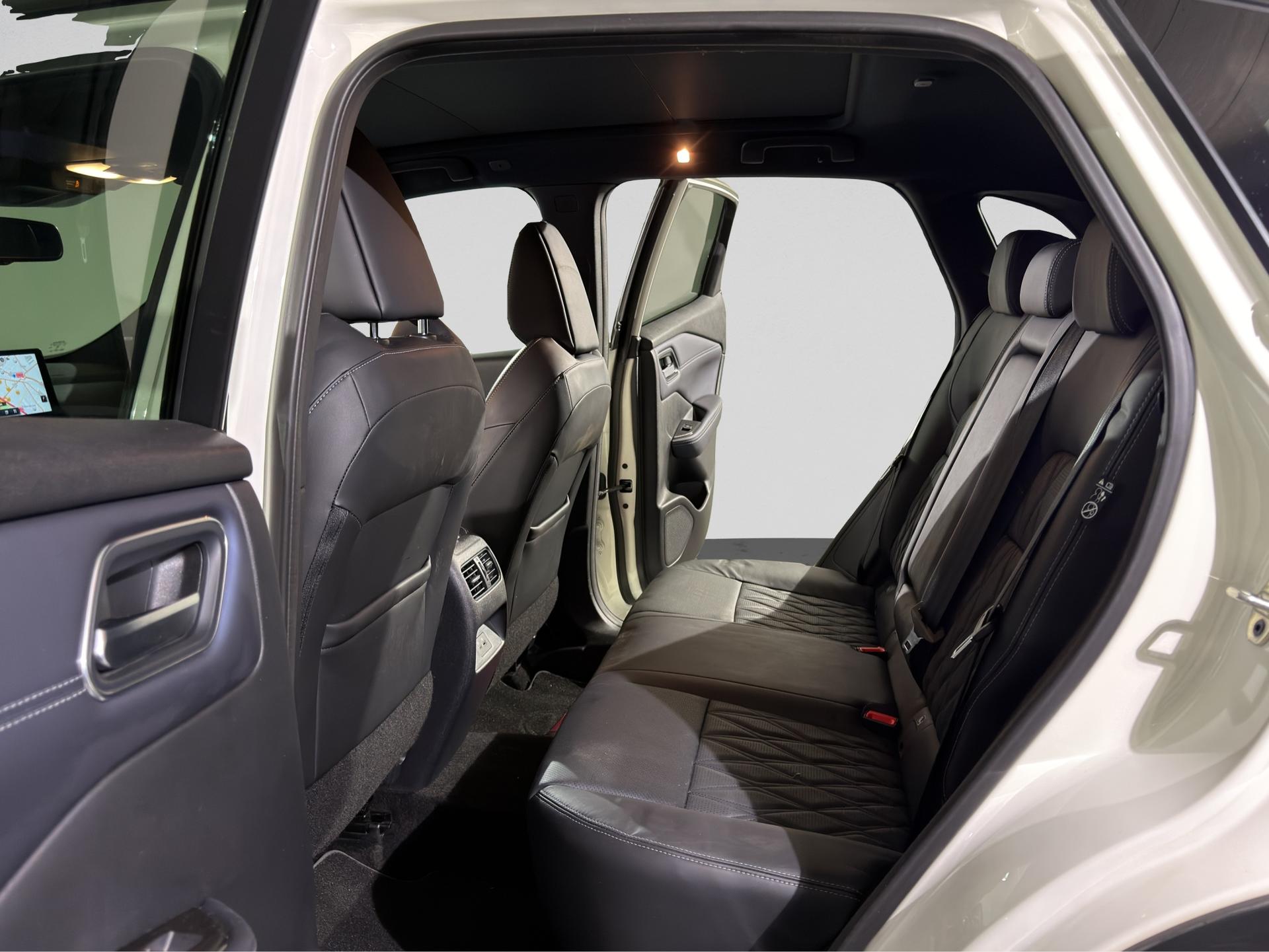 NISSAN Qashqai 1.5 VC-T e-Power Tekna+-image-14