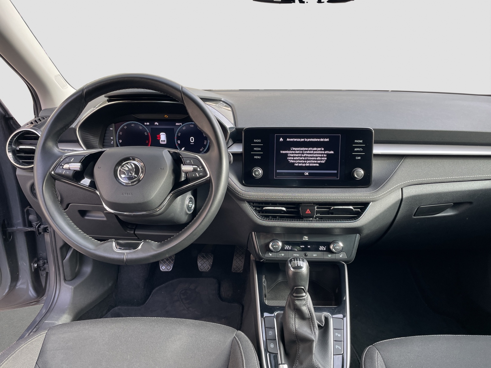SKODA Fabia 1.0 TSI Style-image-8