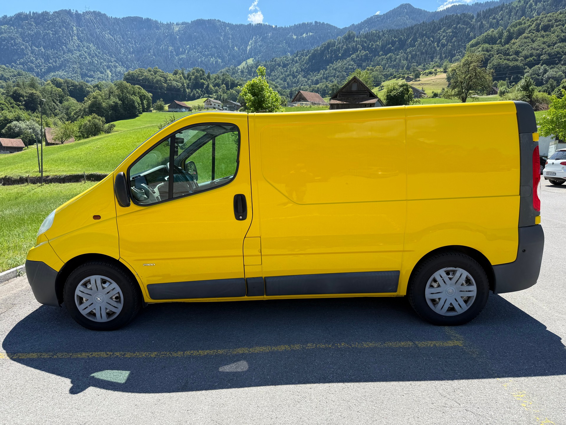 OPEL Vivaro 2.5 CDTI 2.9t L1H1-image-4