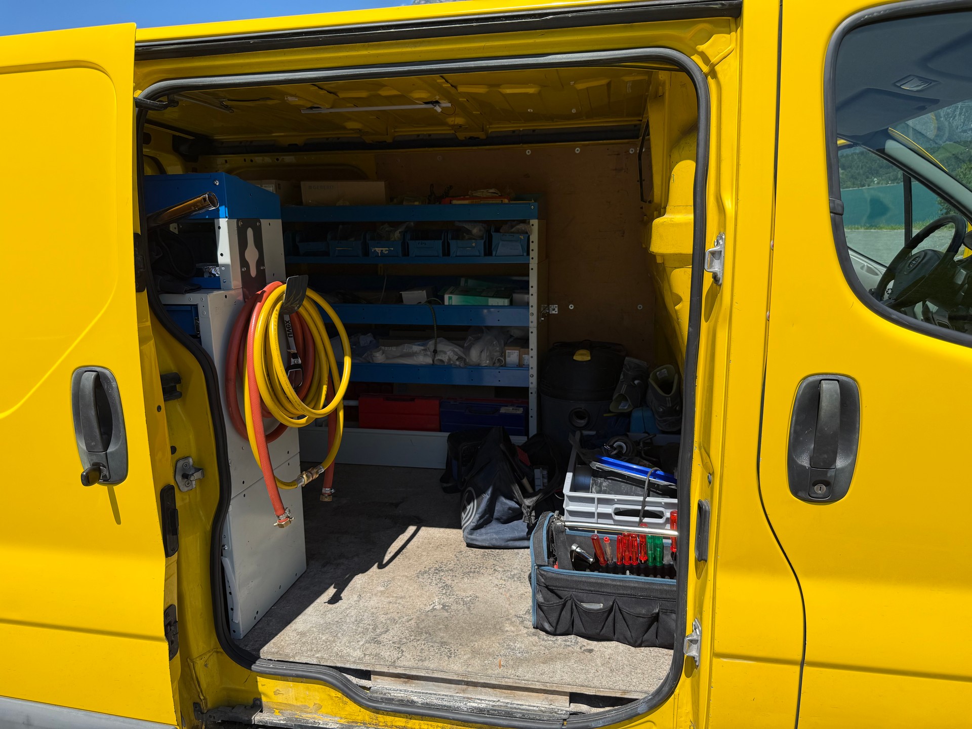 OPEL Vivaro 2.5 CDTI 2.9t L1H1-image-9